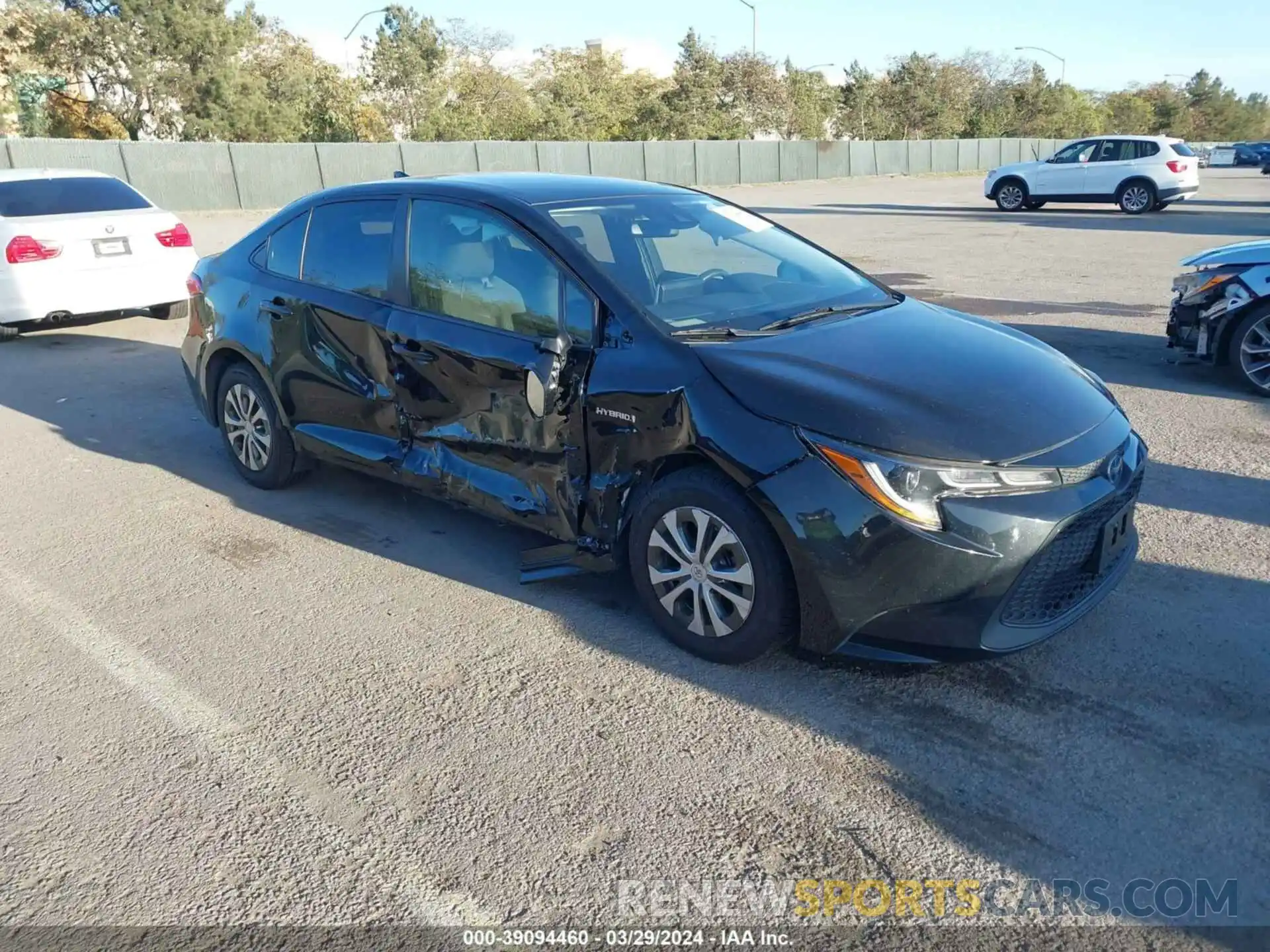 1 Photograph of a damaged car JTDEAMDE5MJ013178 TOYOTA COROLLA 2021