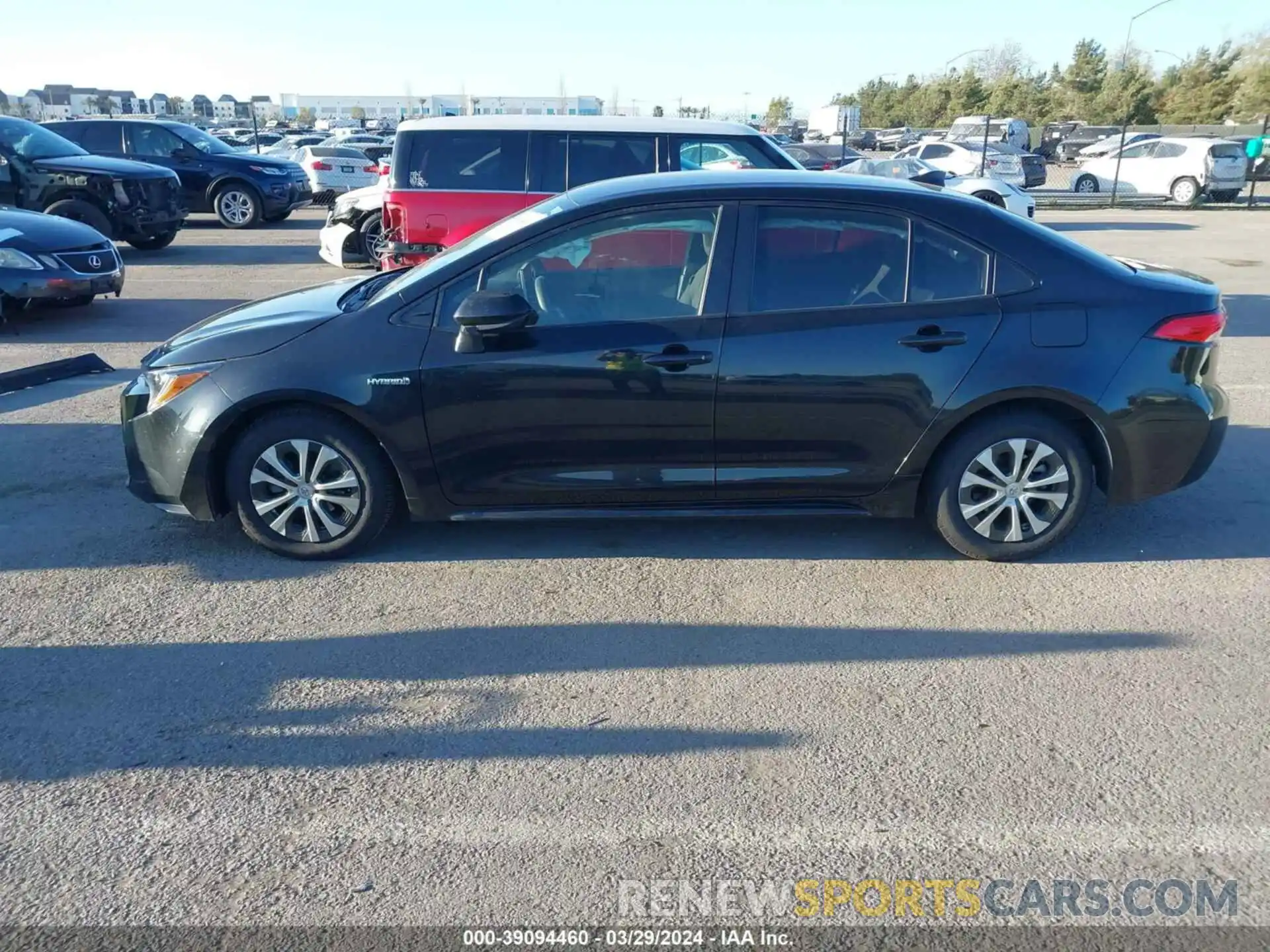 15 Photograph of a damaged car JTDEAMDE5MJ013178 TOYOTA COROLLA 2021