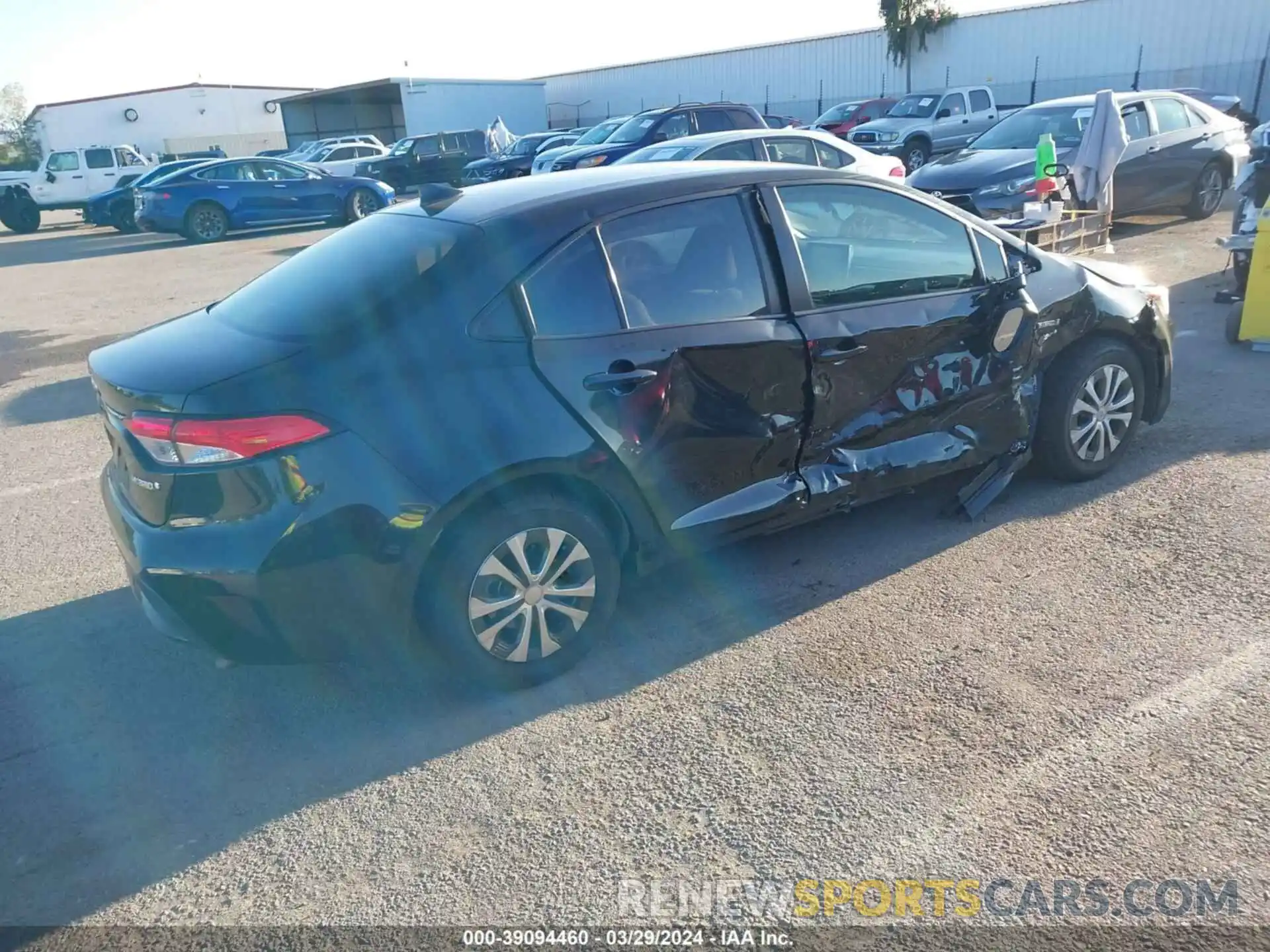 4 Photograph of a damaged car JTDEAMDE5MJ013178 TOYOTA COROLLA 2021