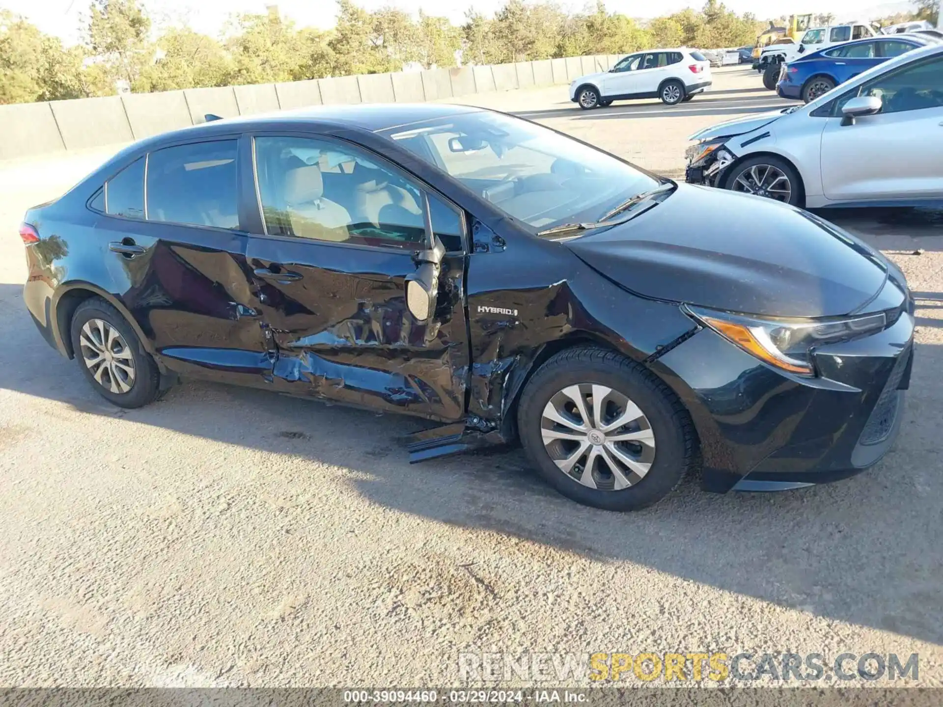 6 Photograph of a damaged car JTDEAMDE5MJ013178 TOYOTA COROLLA 2021