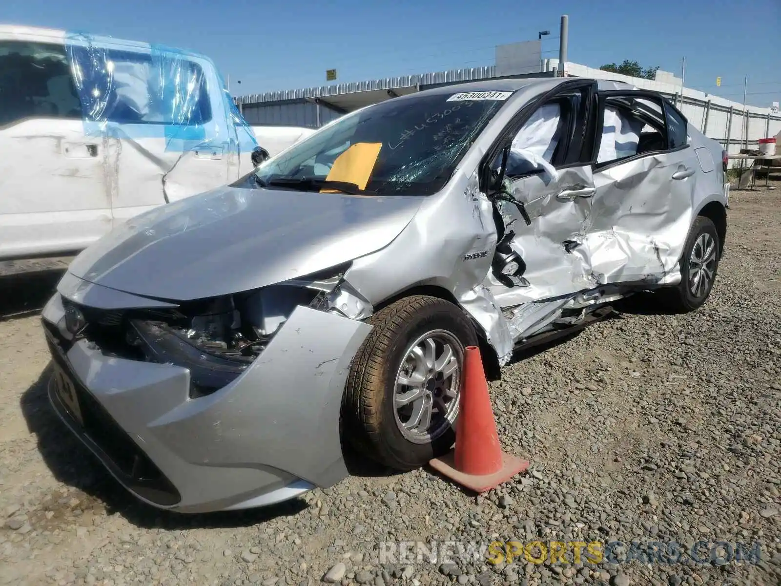 2 Photograph of a damaged car JTDEAMDE5MJ016159 TOYOTA COROLLA 2021