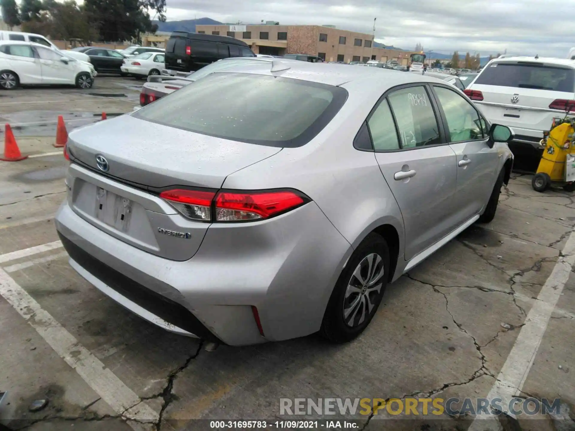 4 Photograph of a damaged car JTDEAMDE5MJ016632 TOYOTA COROLLA 2021