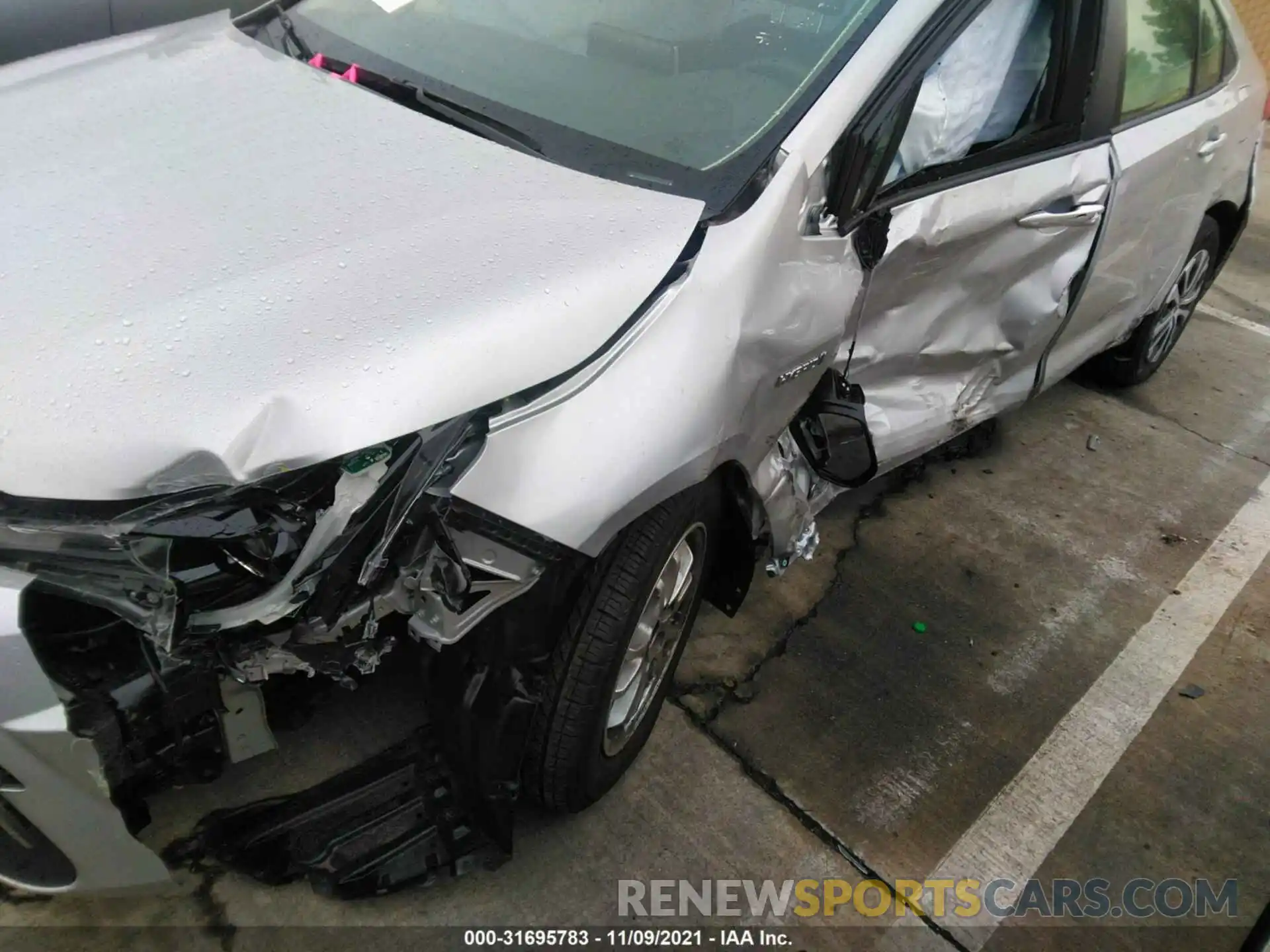 6 Photograph of a damaged car JTDEAMDE5MJ016632 TOYOTA COROLLA 2021