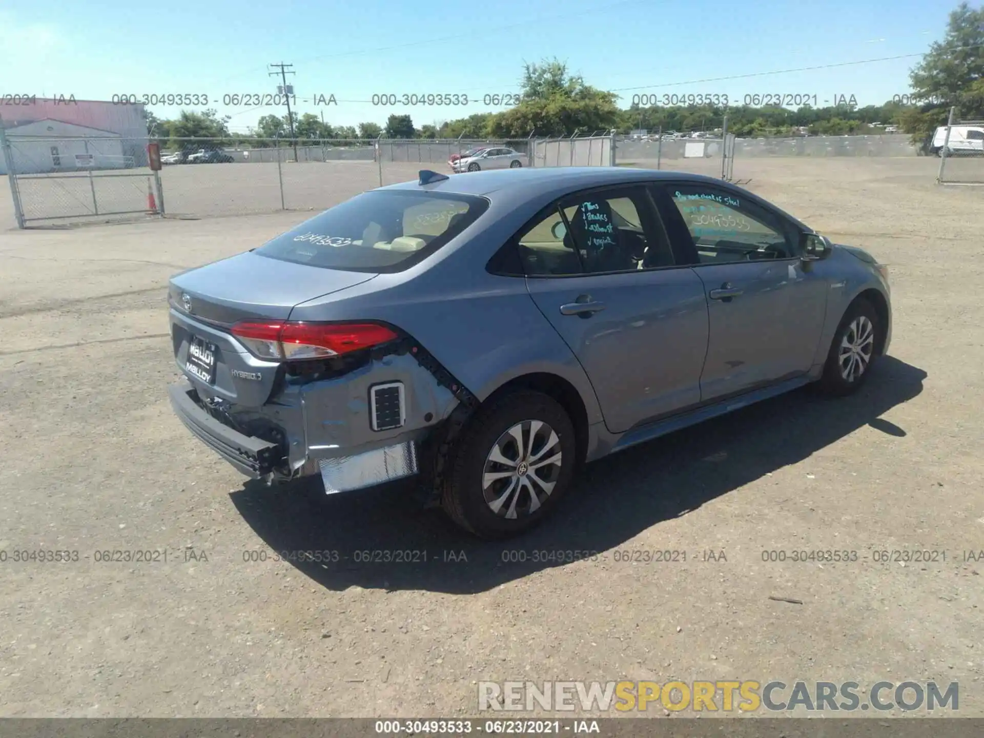 4 Photograph of a damaged car JTDEAMDE5MJ017733 TOYOTA COROLLA 2021