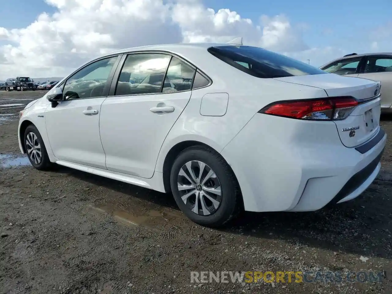 2 Photograph of a damaged car JTDEAMDE5MJ018073 TOYOTA COROLLA 2021