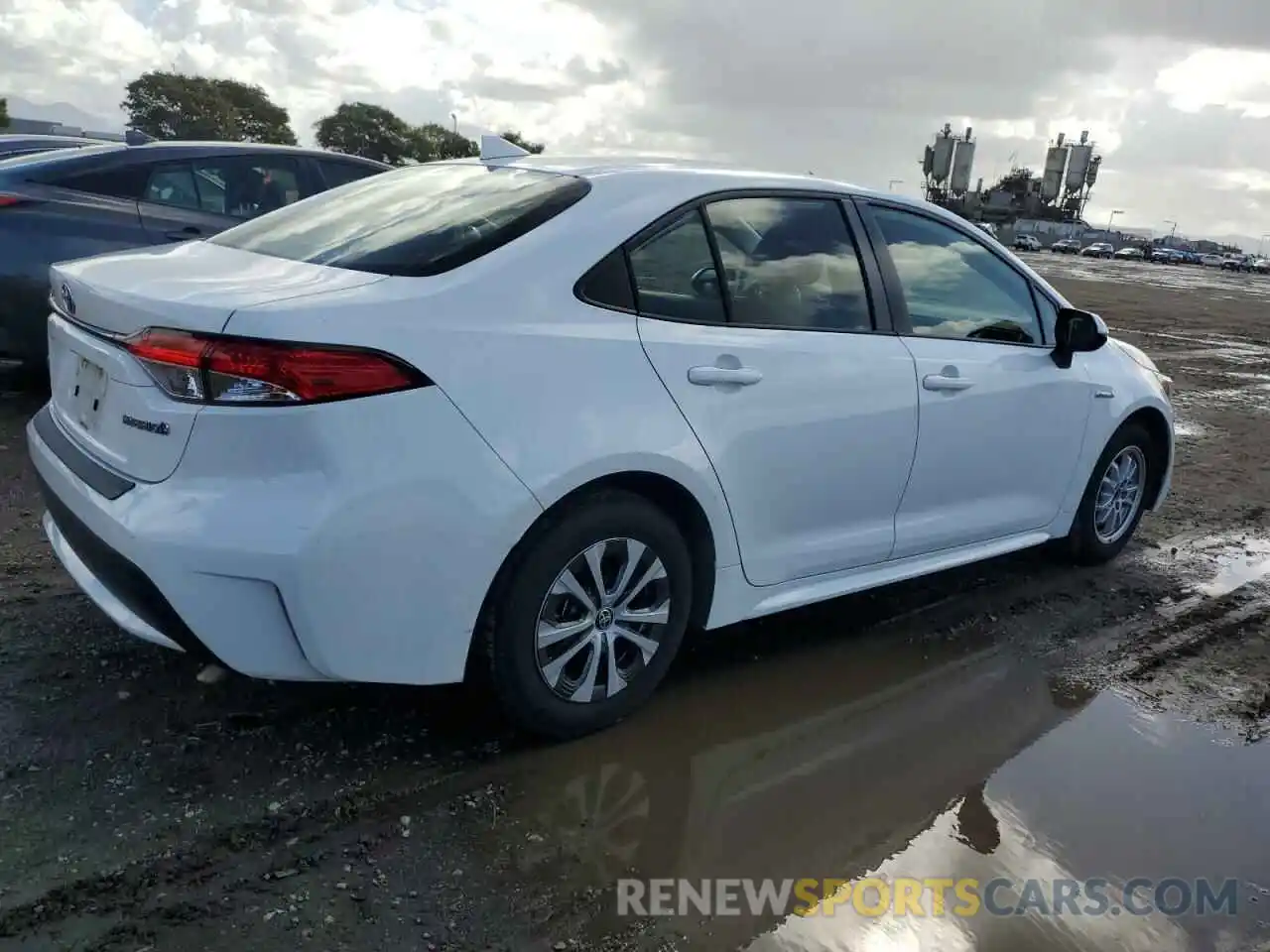 3 Photograph of a damaged car JTDEAMDE5MJ018073 TOYOTA COROLLA 2021