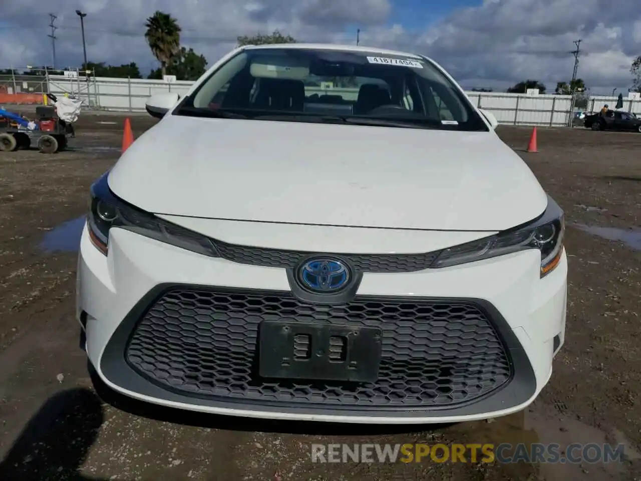 5 Photograph of a damaged car JTDEAMDE5MJ018073 TOYOTA COROLLA 2021