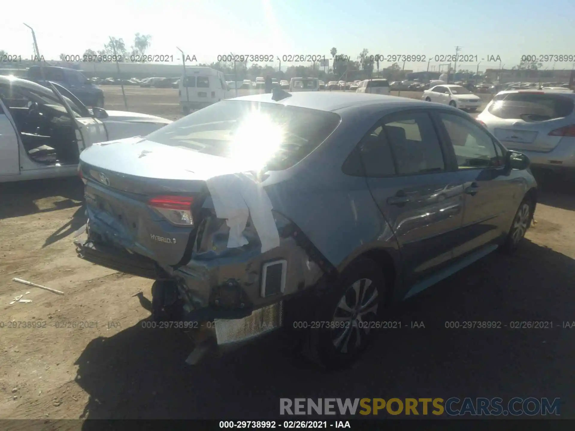 4 Photograph of a damaged car JTDEAMDE5MJ018963 TOYOTA COROLLA 2021