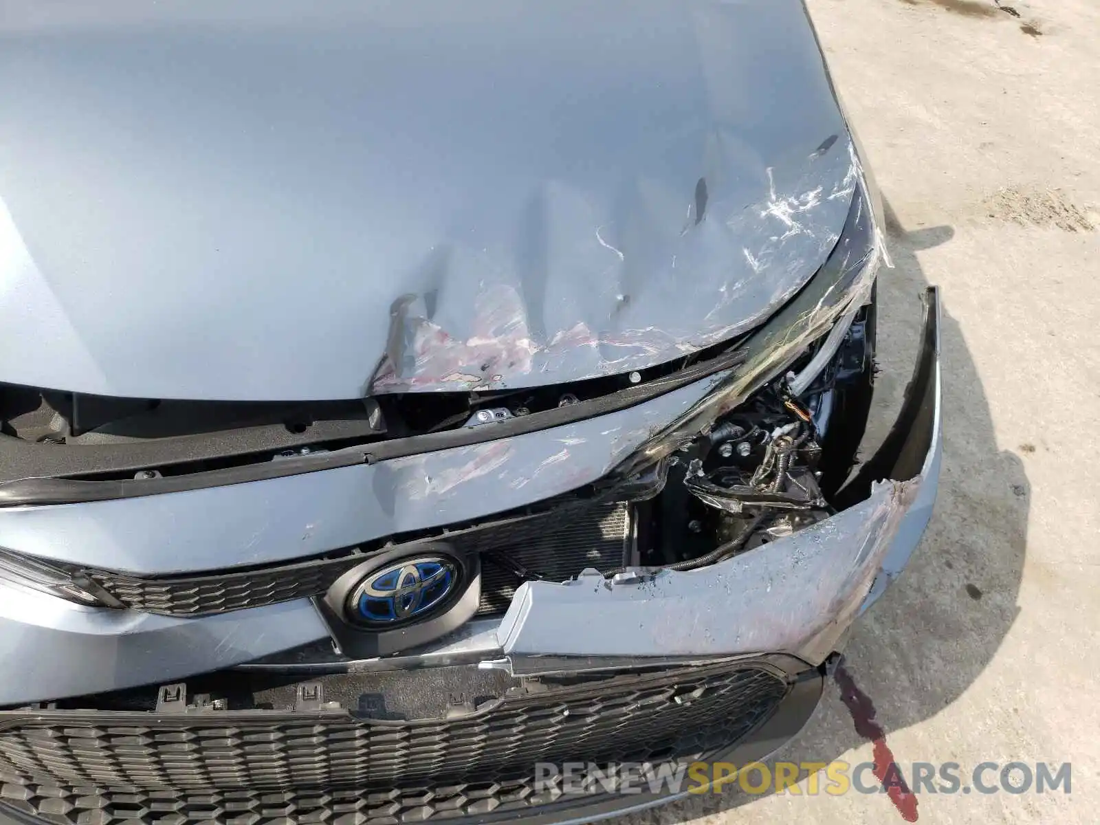 9 Photograph of a damaged car JTDEAMDE5MJ023869 TOYOTA COROLLA 2021