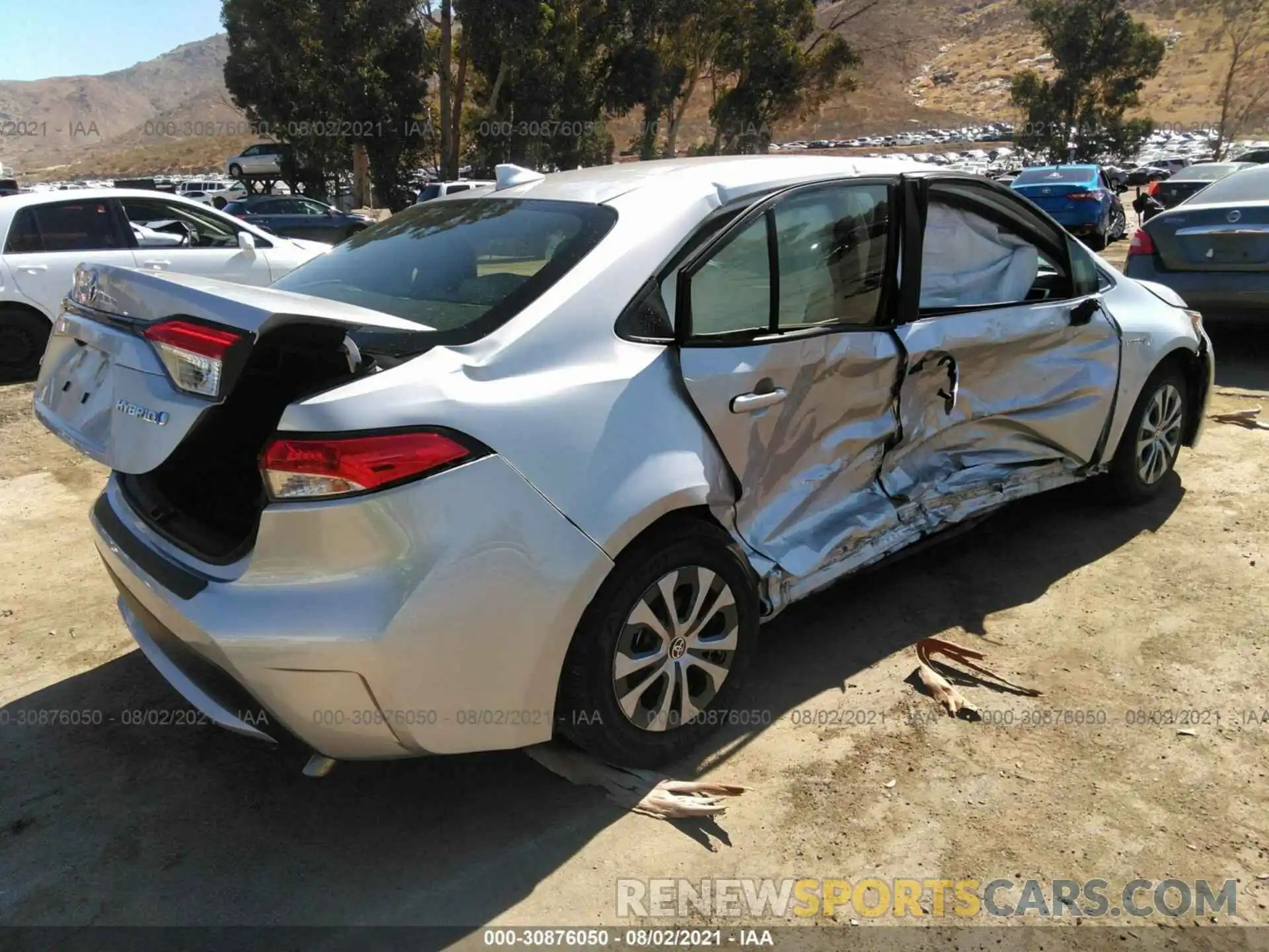 4 Photograph of a damaged car JTDEAMDE5MJ026299 TOYOTA COROLLA 2021