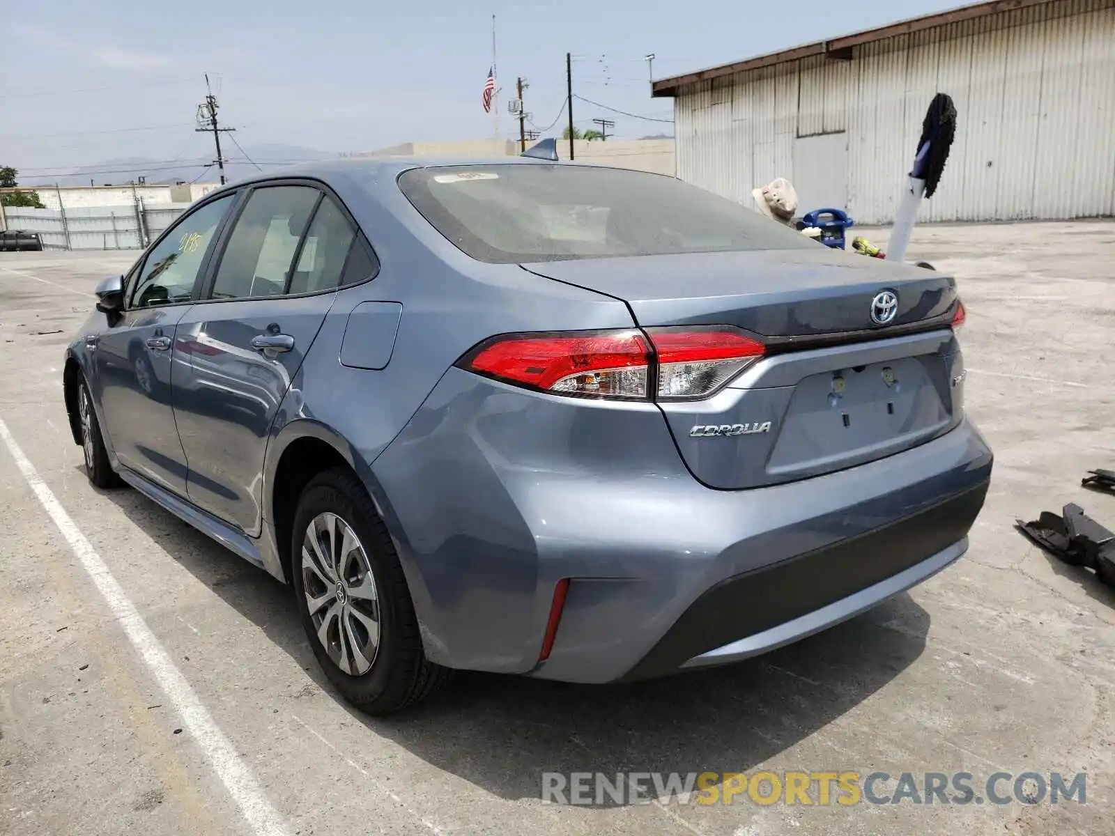 3 Photograph of a damaged car JTDEAMDE5MJ027226 TOYOTA COROLLA 2021