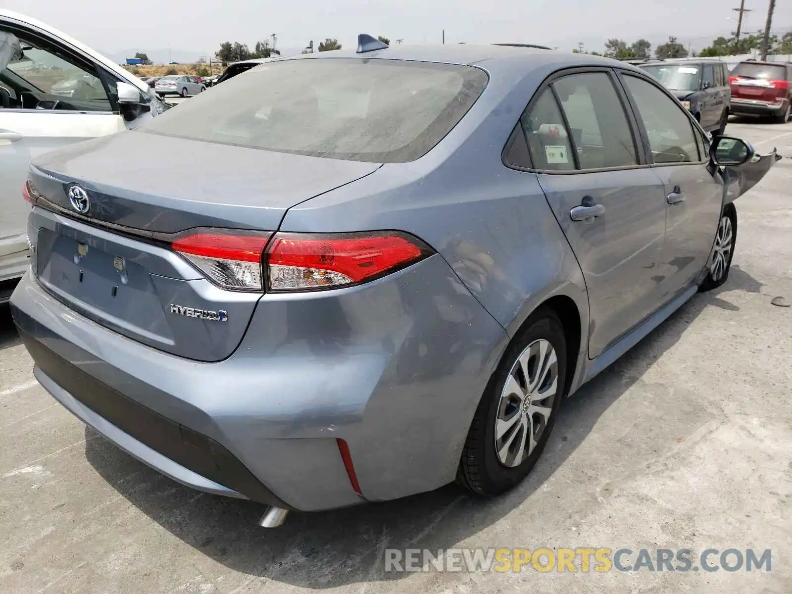 4 Photograph of a damaged car JTDEAMDE5MJ027226 TOYOTA COROLLA 2021