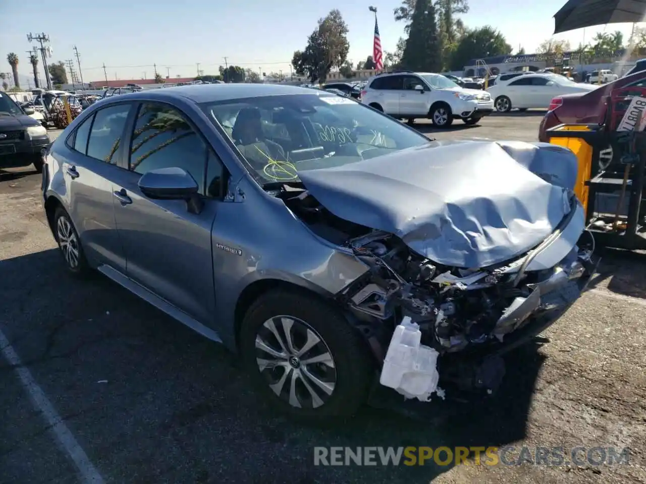 1 Photograph of a damaged car JTDEAMDE5MJ027548 TOYOTA COROLLA 2021