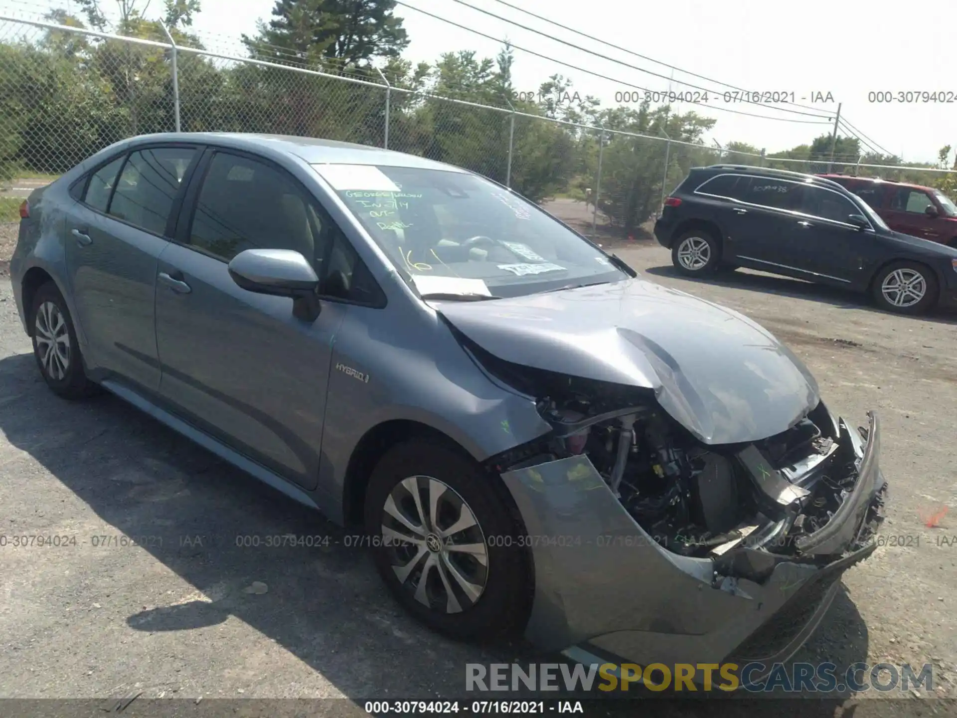 1 Photograph of a damaged car JTDEAMDE5MJ030546 TOYOTA COROLLA 2021