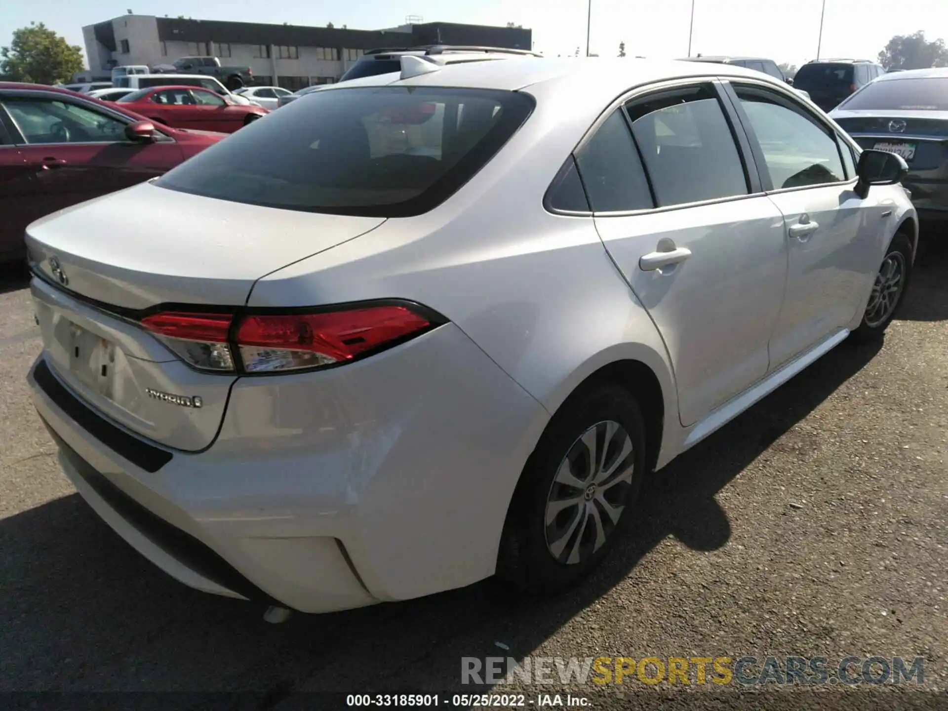 4 Photograph of a damaged car JTDEAMDE5MJ031261 TOYOTA COROLLA 2021