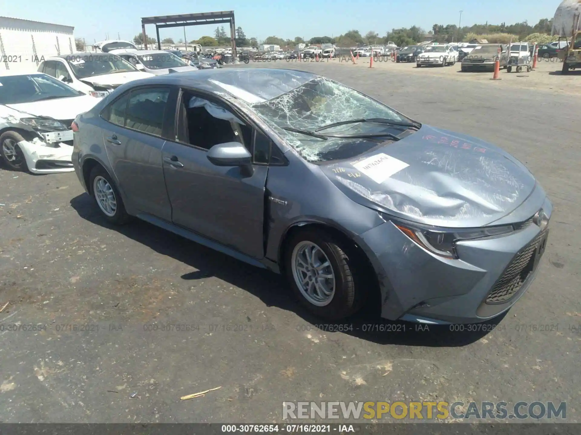 1 Photograph of a damaged car JTDEAMDE5MJ031356 TOYOTA COROLLA 2021