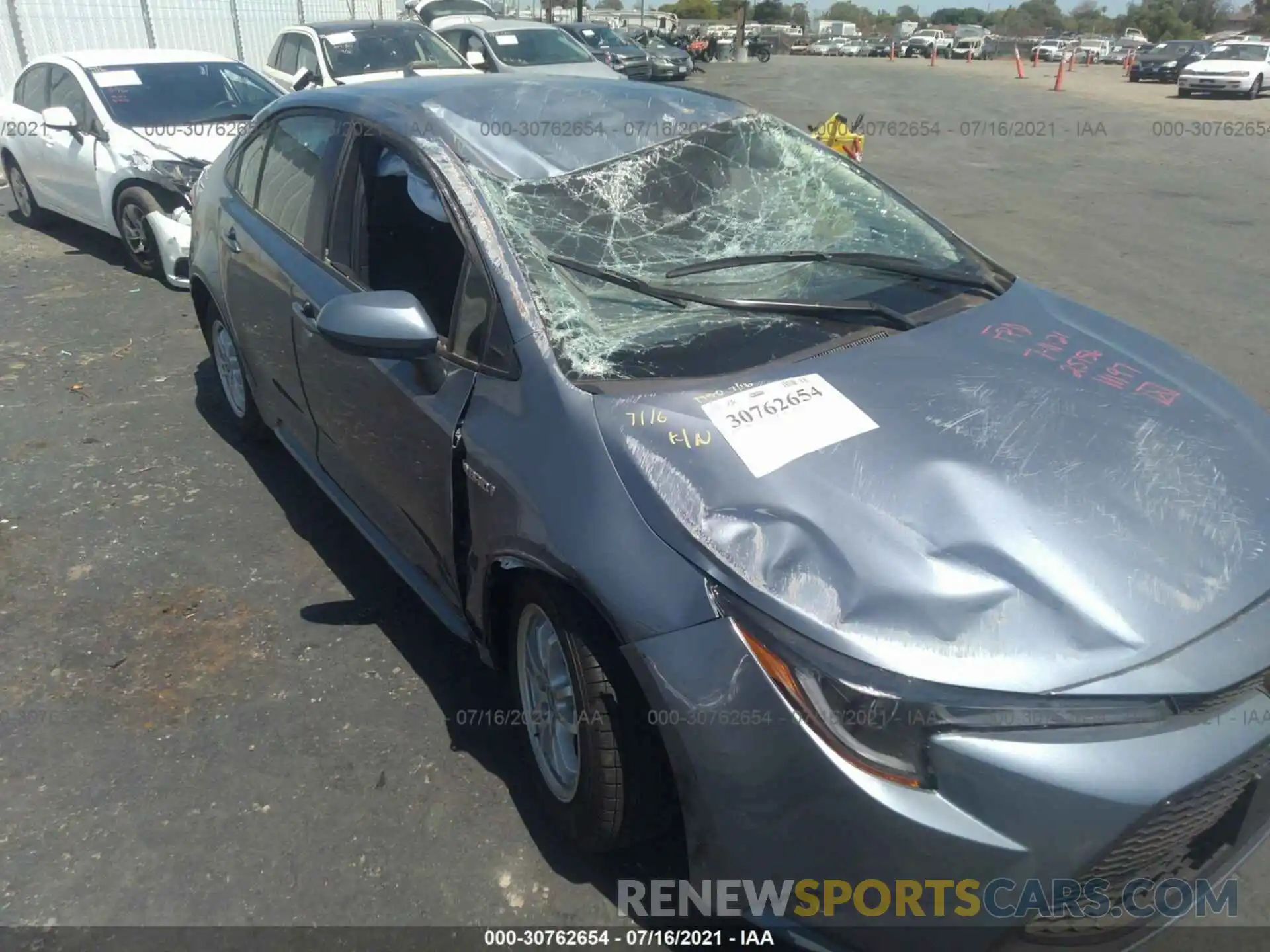 6 Photograph of a damaged car JTDEAMDE5MJ031356 TOYOTA COROLLA 2021