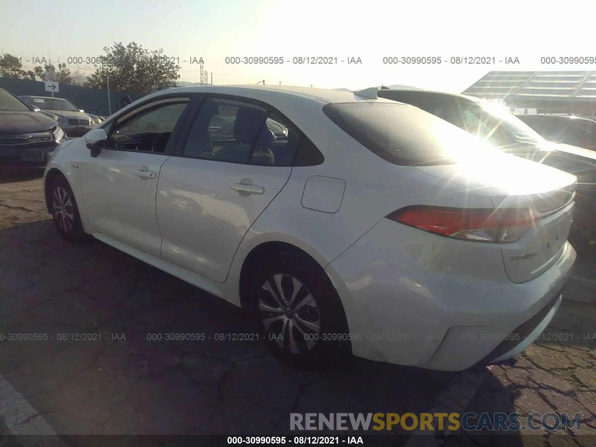 3 Photograph of a damaged car JTDEAMDE6MJ000519 TOYOTA COROLLA 2021