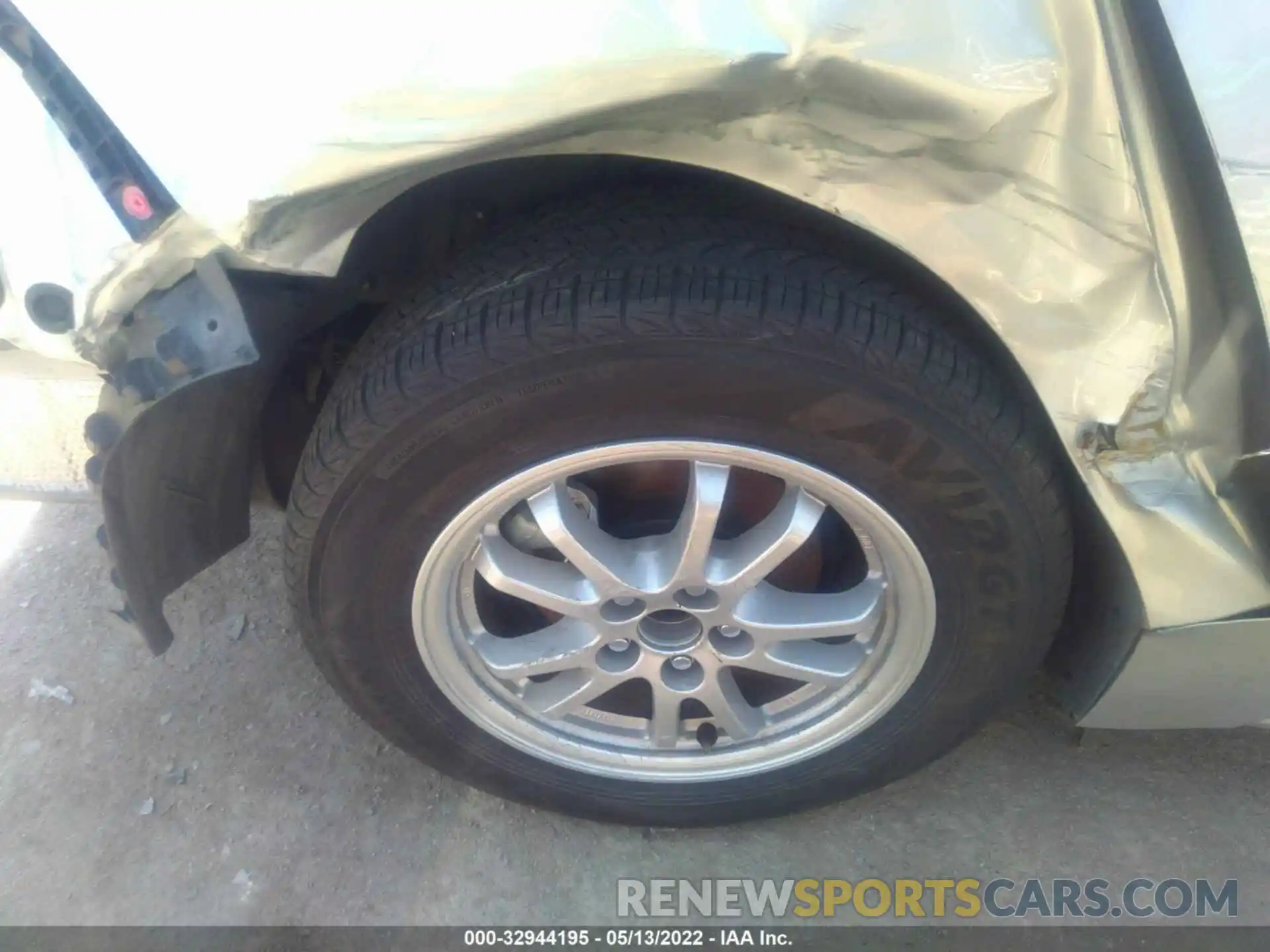 15 Photograph of a damaged car JTDEAMDE6MJ000665 TOYOTA COROLLA 2021