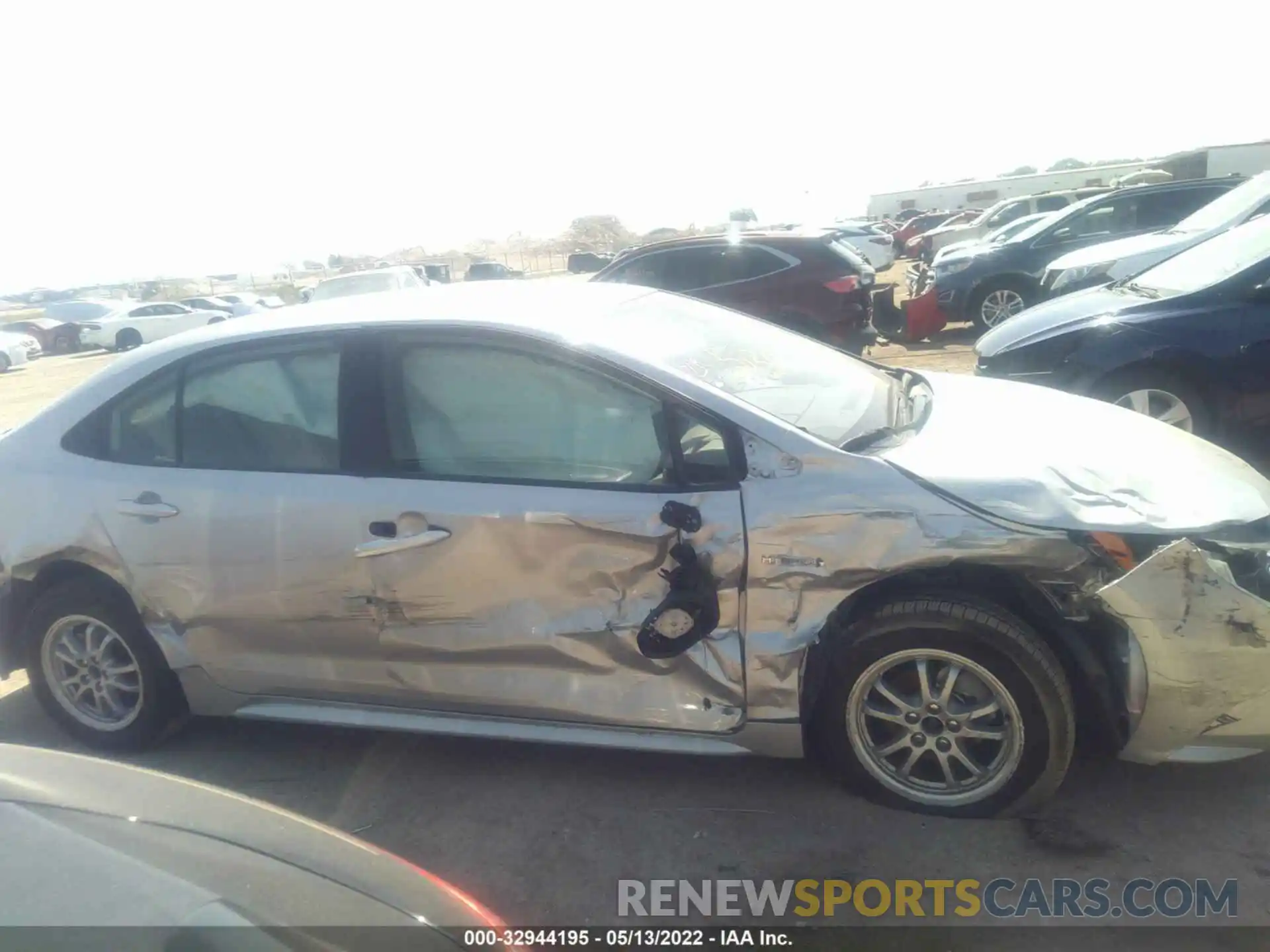 6 Photograph of a damaged car JTDEAMDE6MJ000665 TOYOTA COROLLA 2021