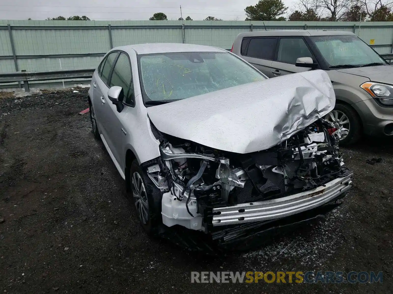 1 Photograph of a damaged car JTDEAMDE6MJ001508 TOYOTA COROLLA 2021