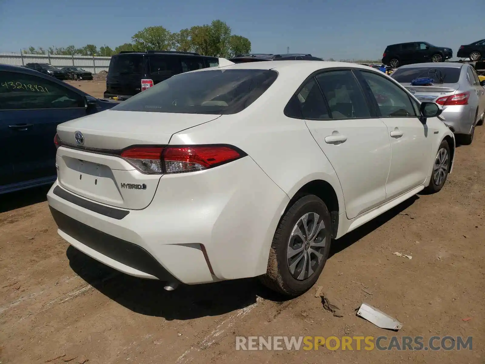 4 Photograph of a damaged car JTDEAMDE6MJ003484 TOYOTA COROLLA 2021