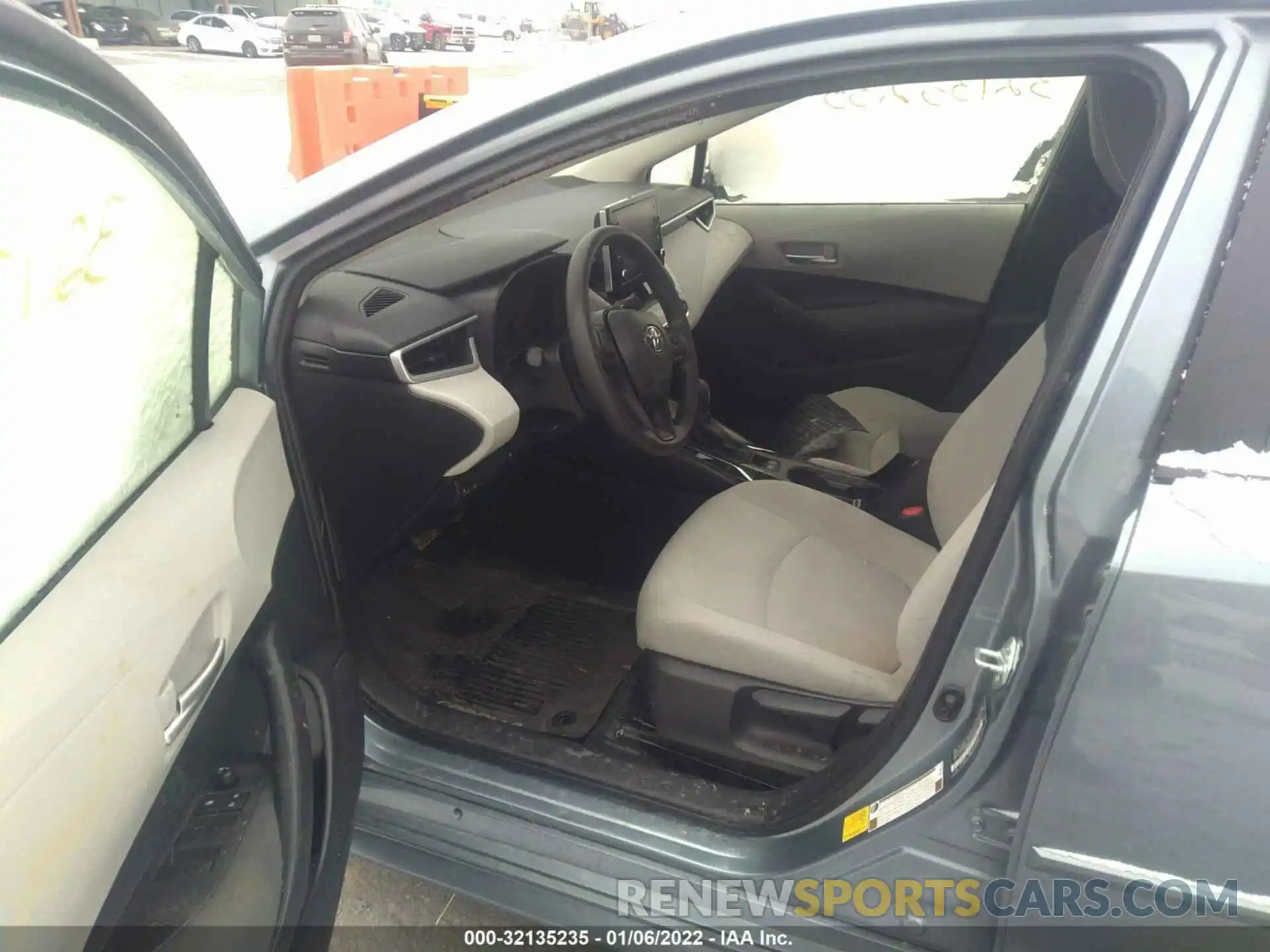 5 Photograph of a damaged car JTDEAMDE6MJ003646 TOYOTA COROLLA 2021