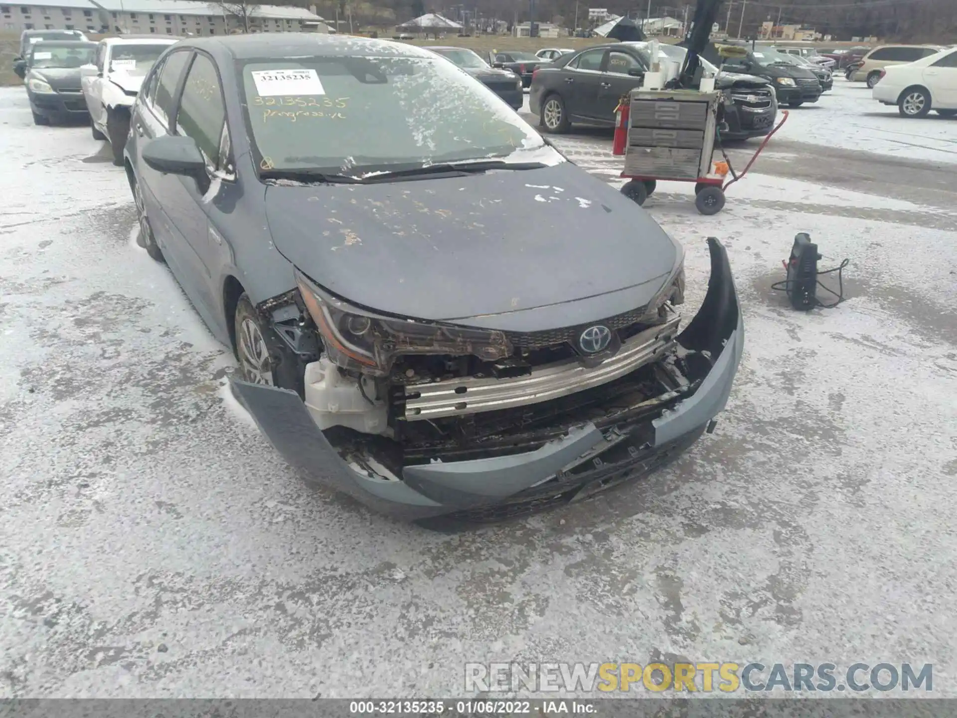 6 Photograph of a damaged car JTDEAMDE6MJ003646 TOYOTA COROLLA 2021