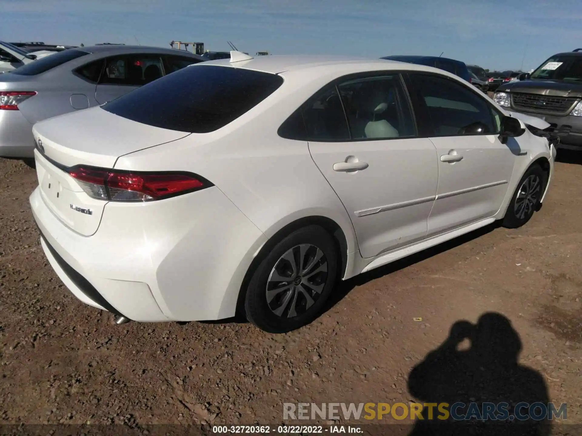 2 Photograph of a damaged car JTDEAMDE6MJ004909 TOYOTA COROLLA 2021