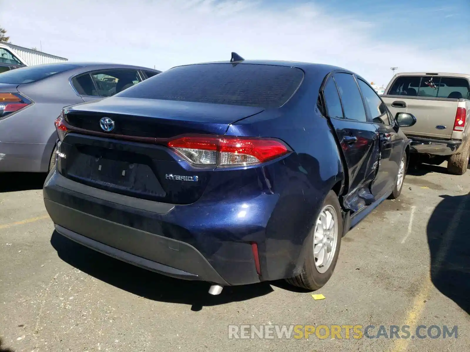 4 Photograph of a damaged car JTDEAMDE6MJ005087 TOYOTA COROLLA 2021