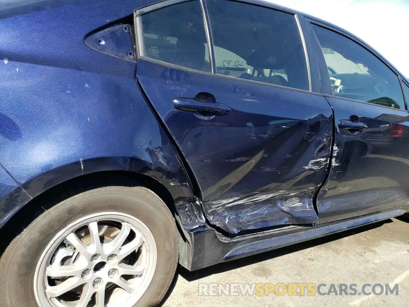 9 Photograph of a damaged car JTDEAMDE6MJ005087 TOYOTA COROLLA 2021