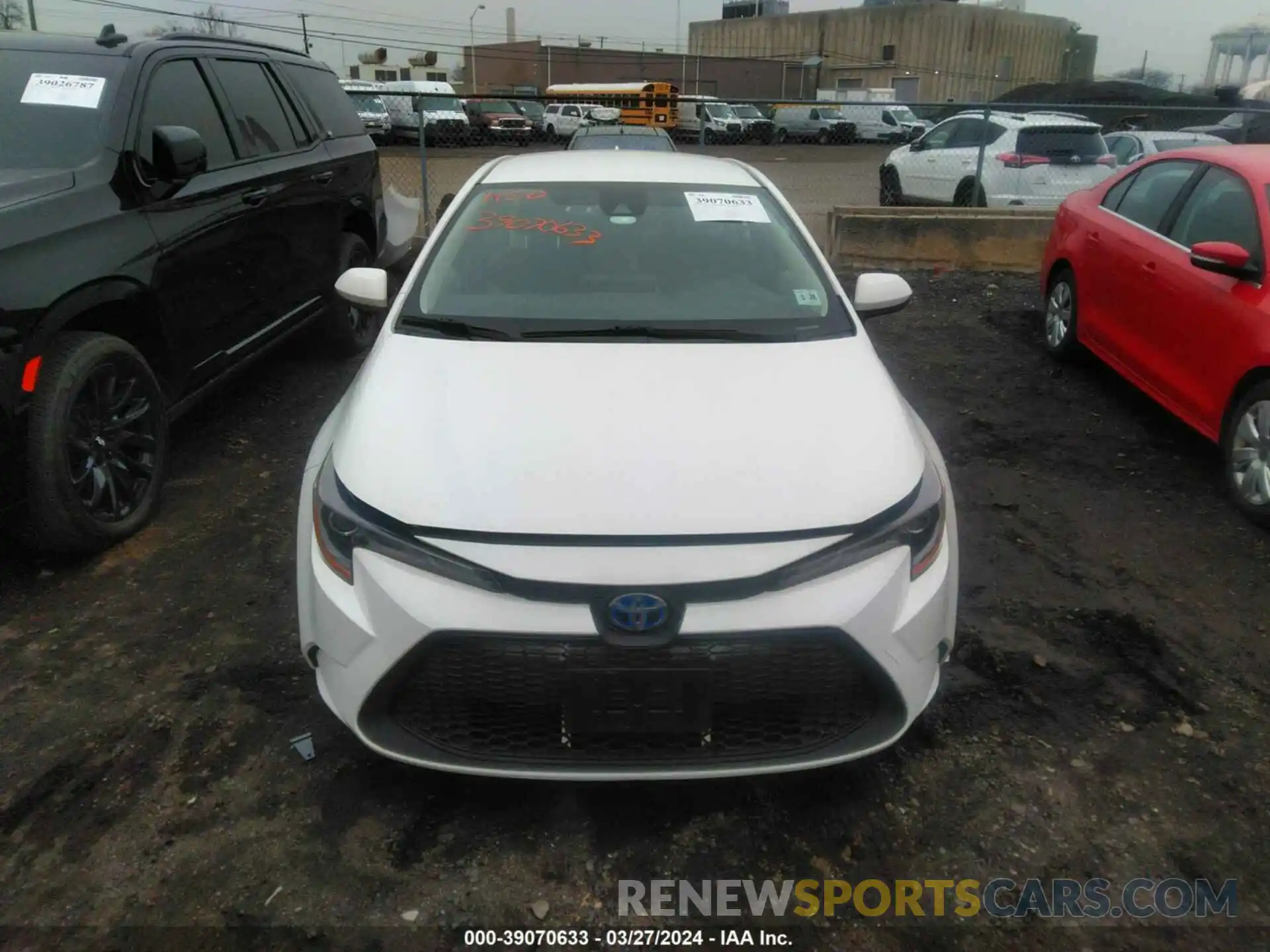 12 Photograph of a damaged car JTDEAMDE6MJ005512 TOYOTA COROLLA 2021