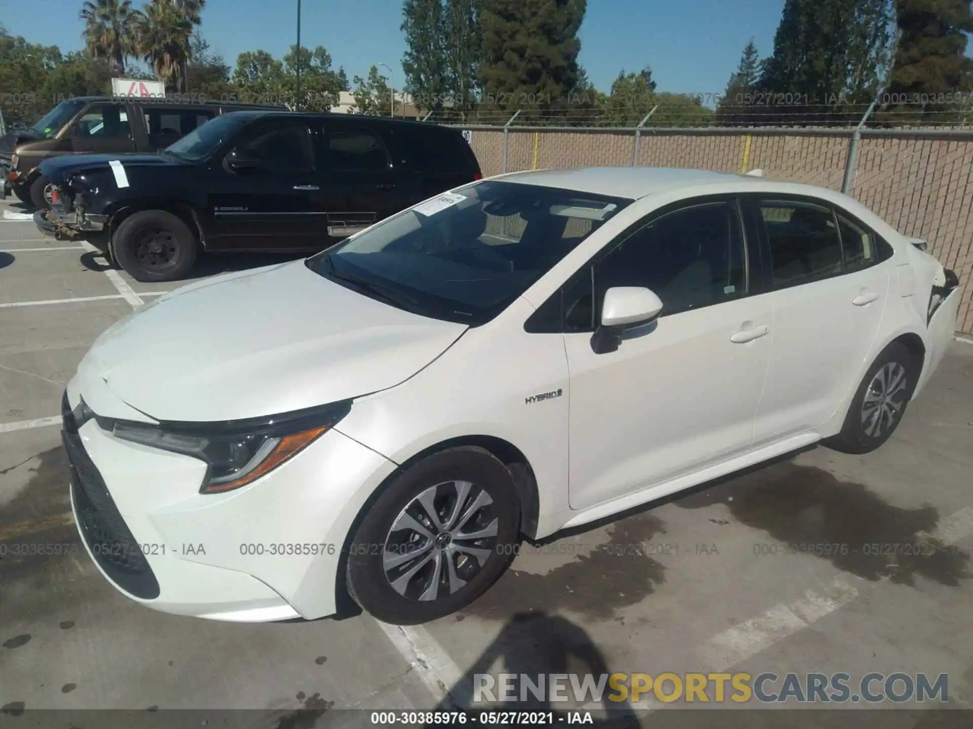 2 Photograph of a damaged car JTDEAMDE6MJ008362 TOYOTA COROLLA 2021