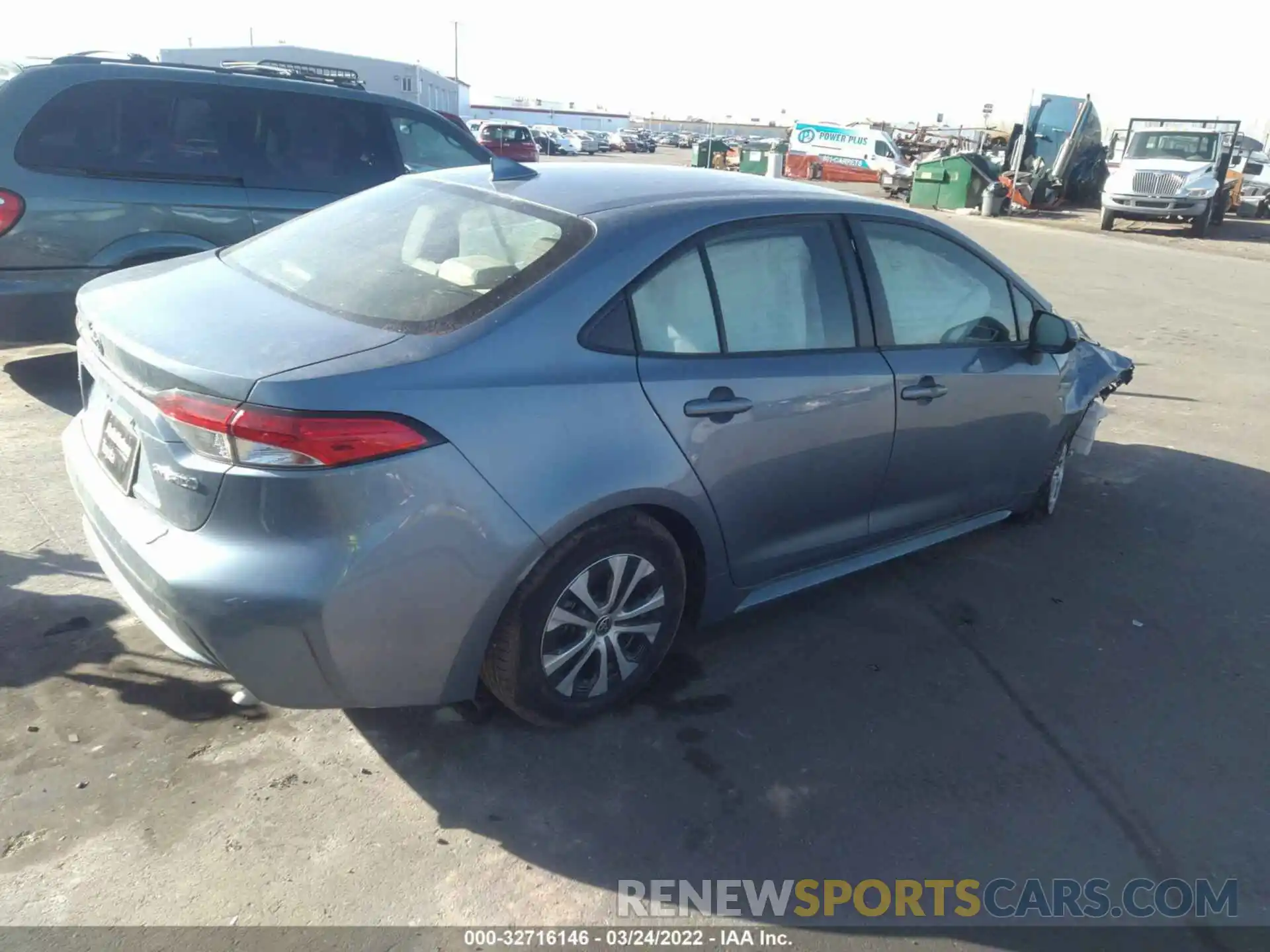 4 Photograph of a damaged car JTDEAMDE6MJ008717 TOYOTA COROLLA 2021