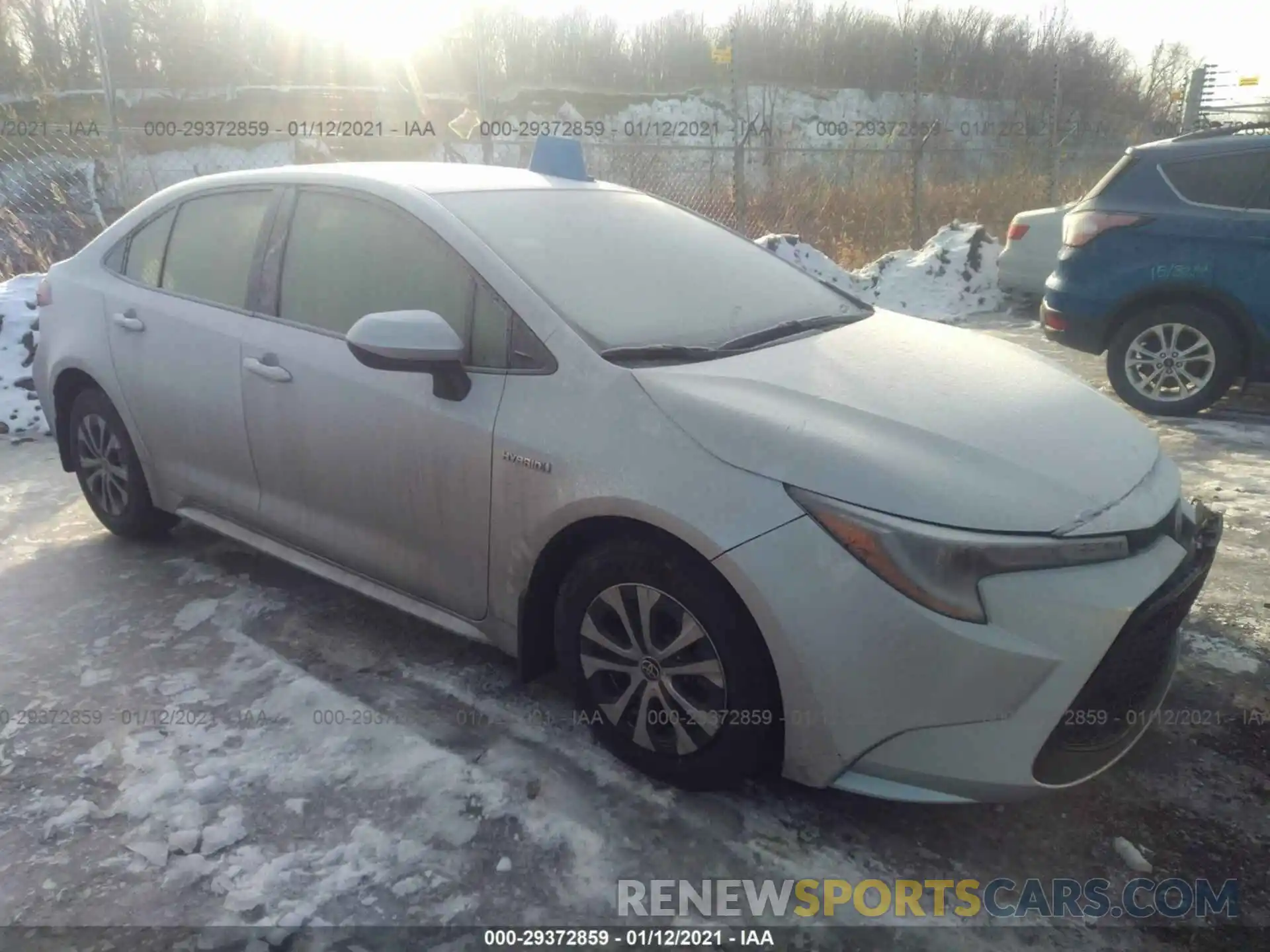 1 Photograph of a damaged car JTDEAMDE6MJ009592 TOYOTA COROLLA 2021