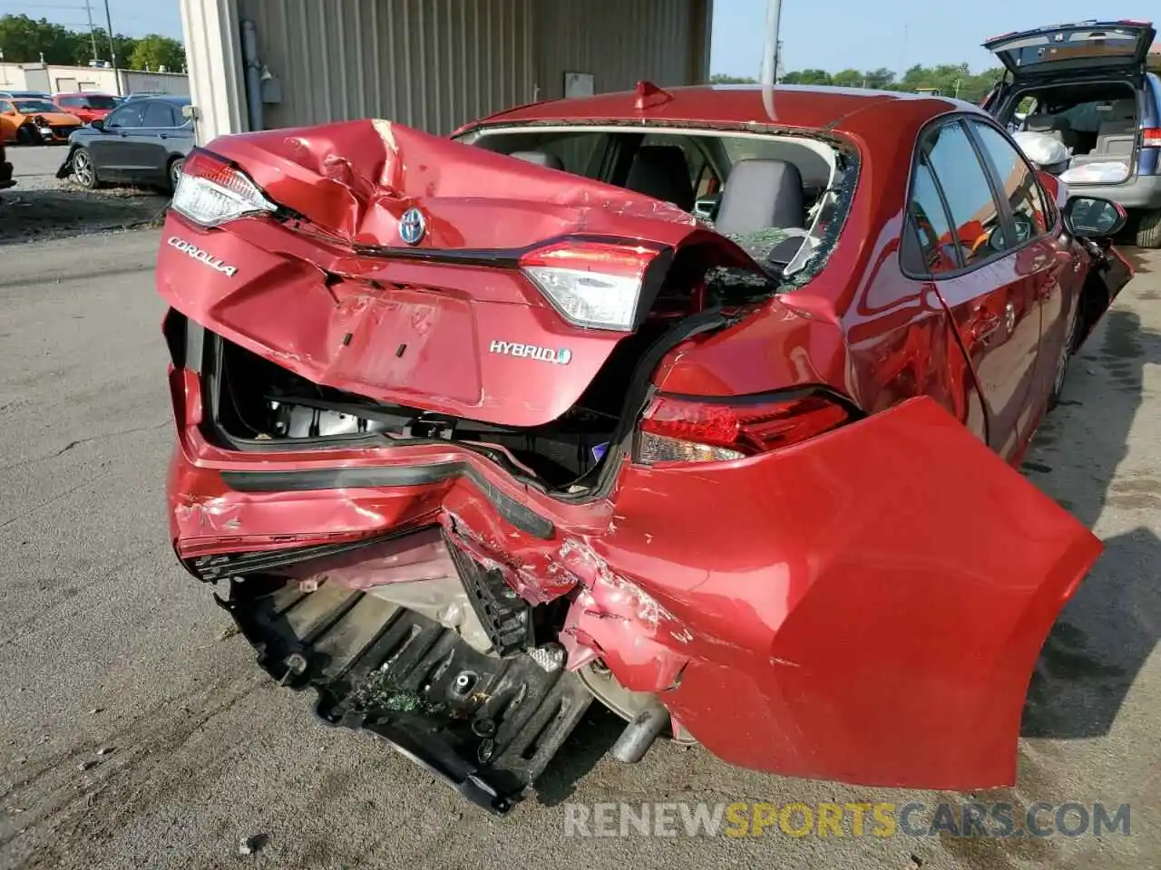 9 Photograph of a damaged car JTDEAMDE6MJ010984 TOYOTA COROLLA 2021