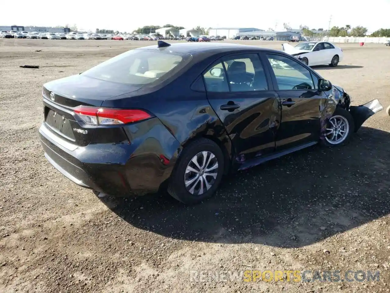 4 Photograph of a damaged car JTDEAMDE6MJ011147 TOYOTA COROLLA 2021