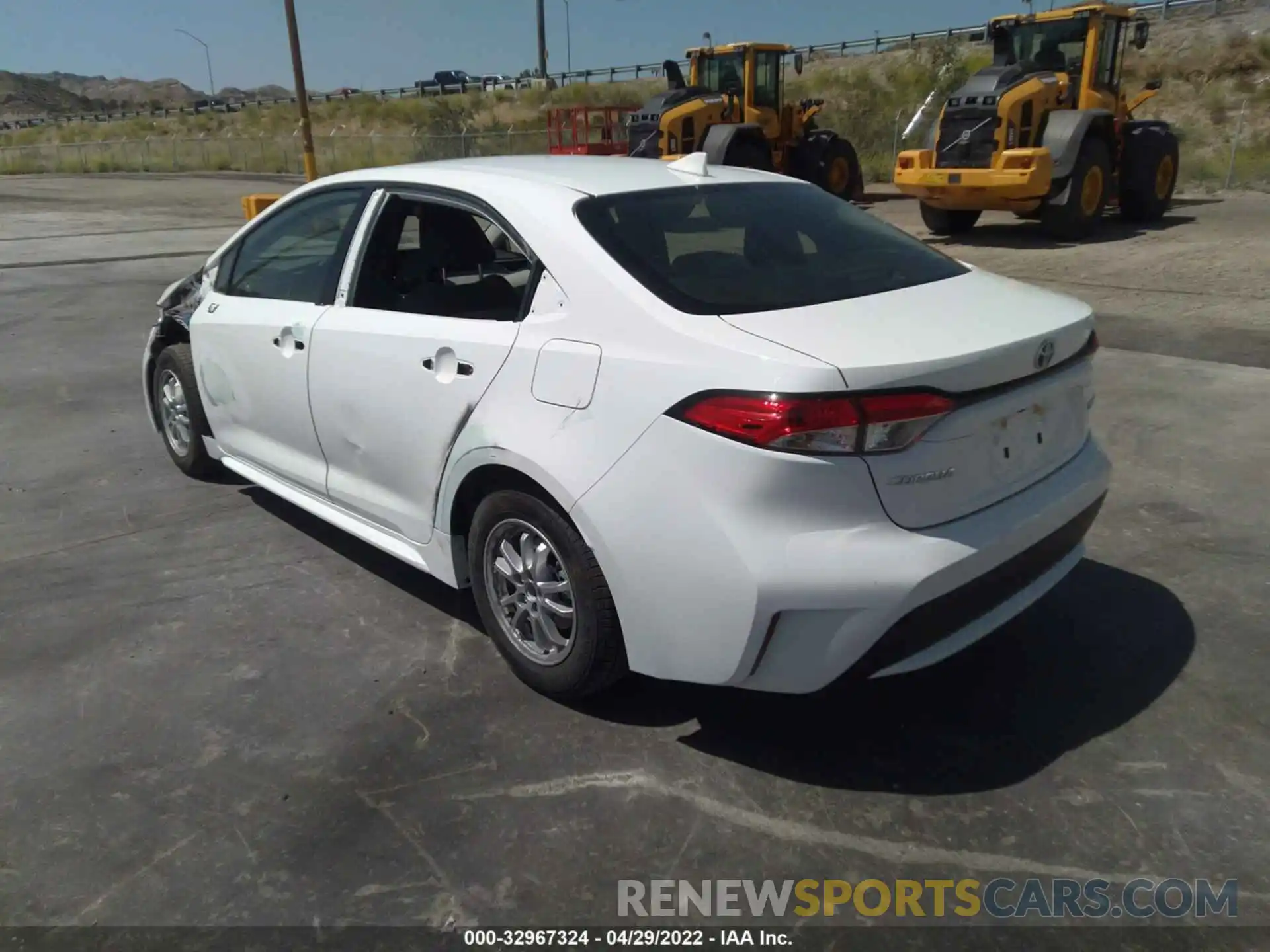 3 Photograph of a damaged car JTDEAMDE6MJ011617 TOYOTA COROLLA 2021