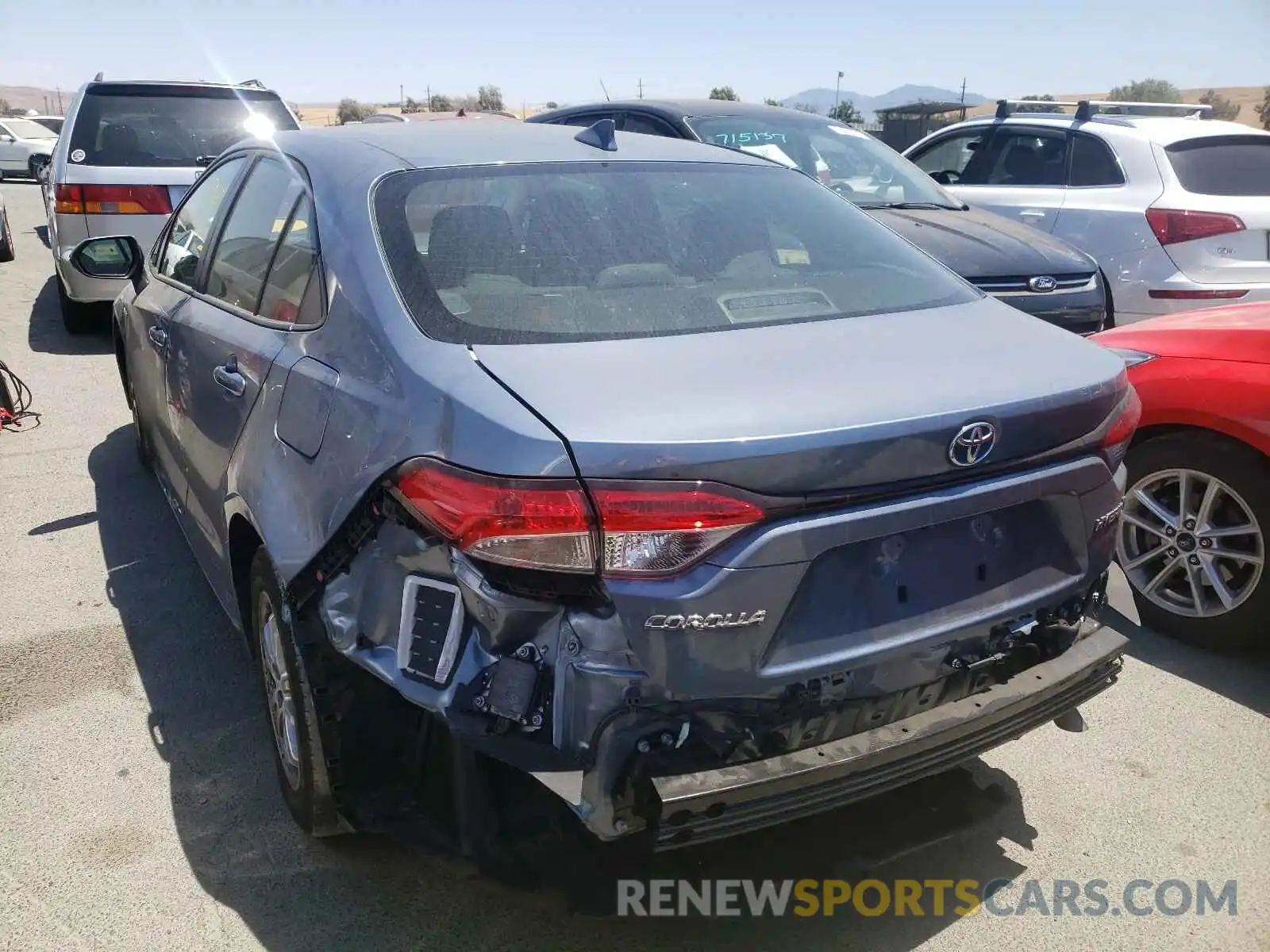 3 Photograph of a damaged car JTDEAMDE6MJ021855 TOYOTA COROLLA 2021