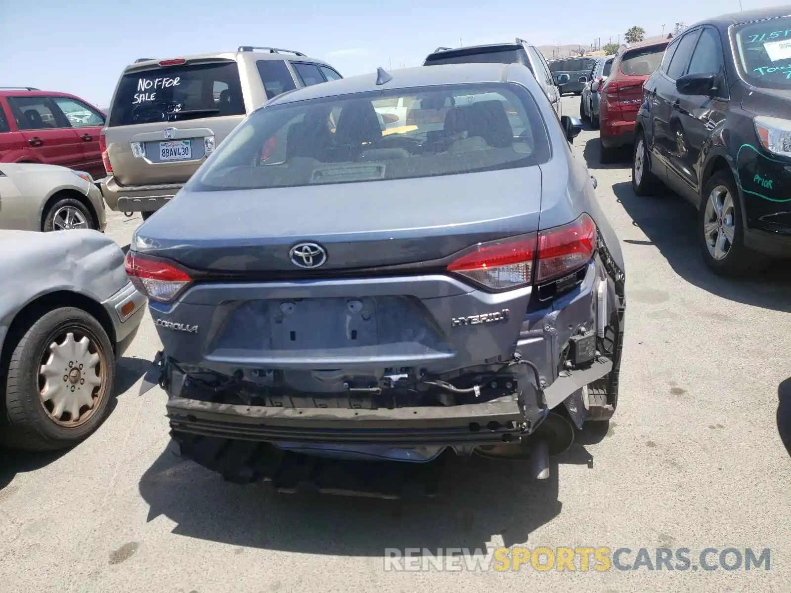 9 Photograph of a damaged car JTDEAMDE6MJ021855 TOYOTA COROLLA 2021