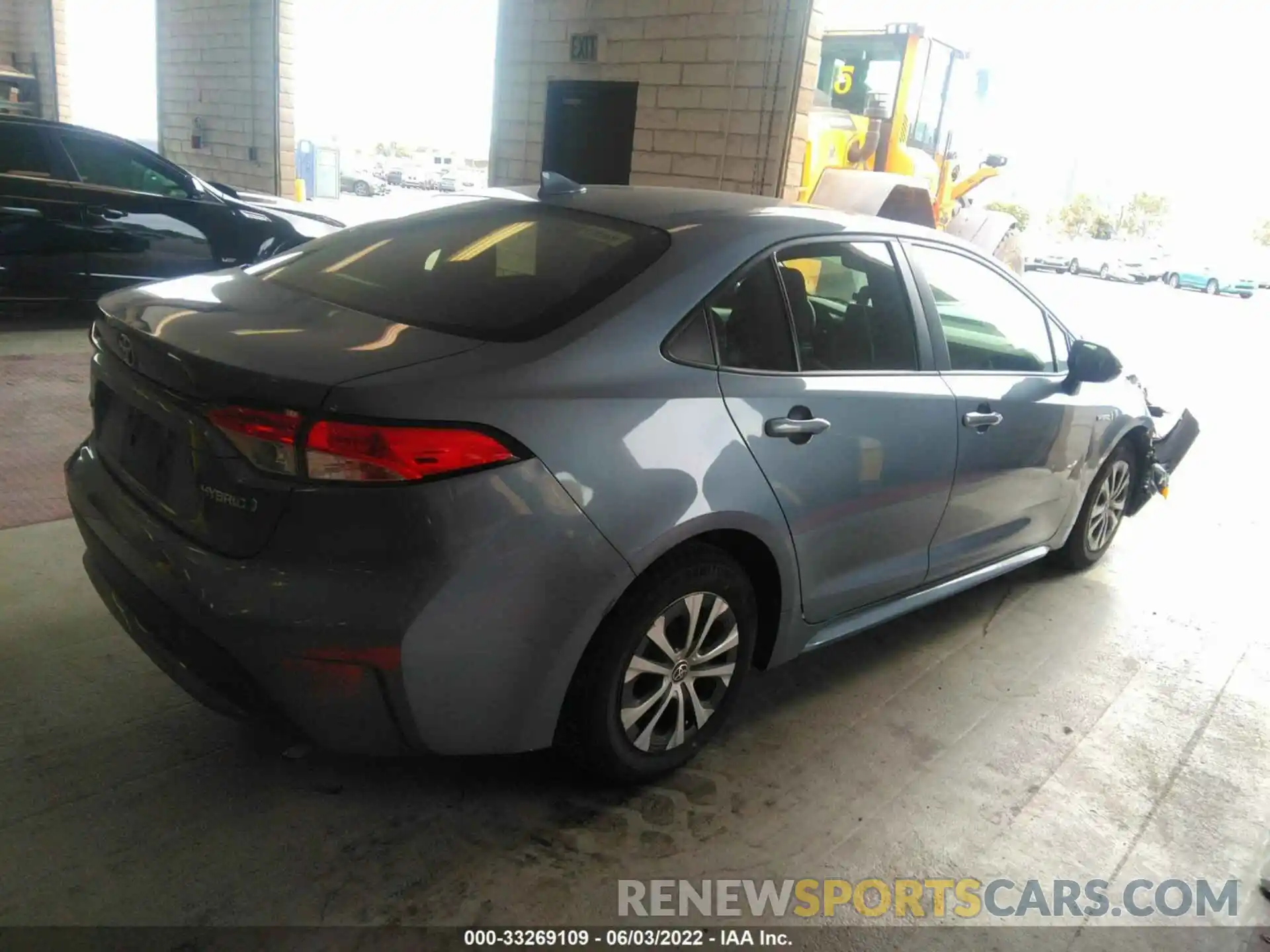 4 Photograph of a damaged car JTDEAMDE6MJ023279 TOYOTA COROLLA 2021