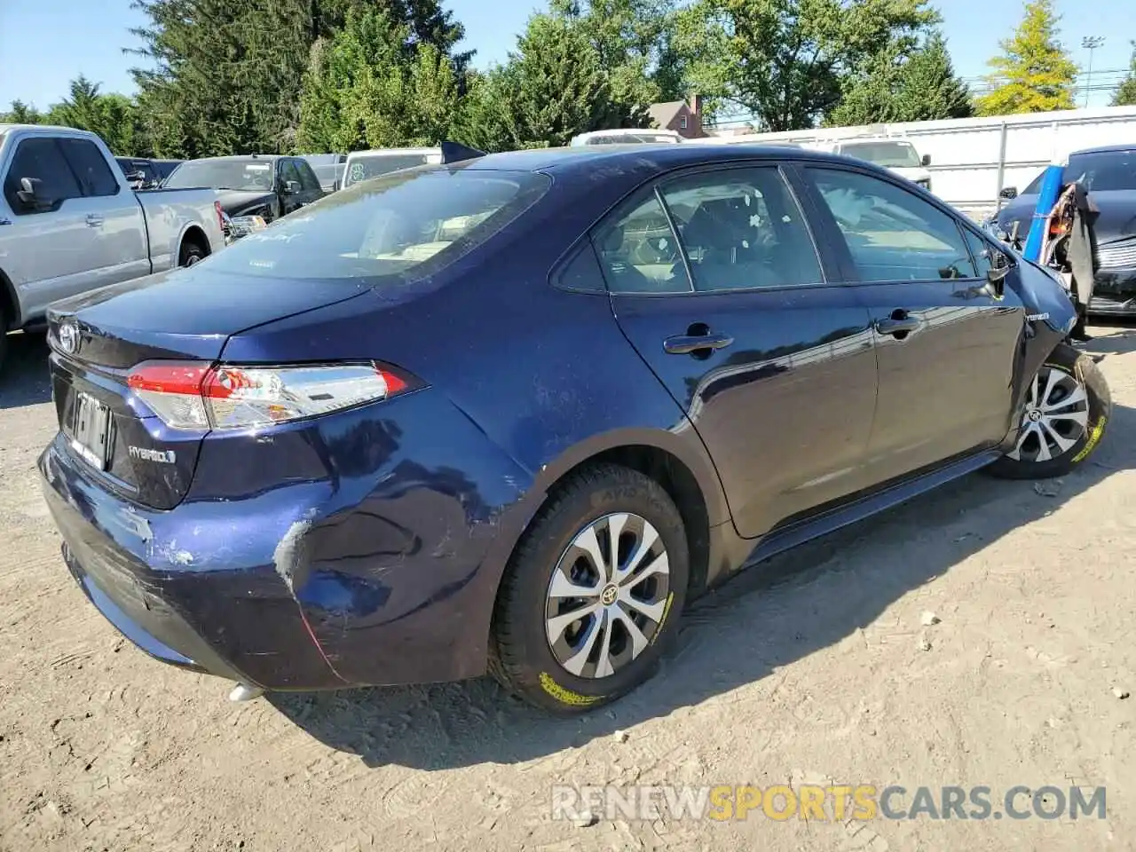 3 Photograph of a damaged car JTDEAMDE6MJ026389 TOYOTA COROLLA 2021