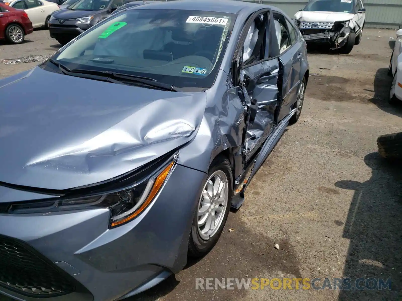 9 Photograph of a damaged car JTDEAMDE6MJ026845 TOYOTA COROLLA 2021