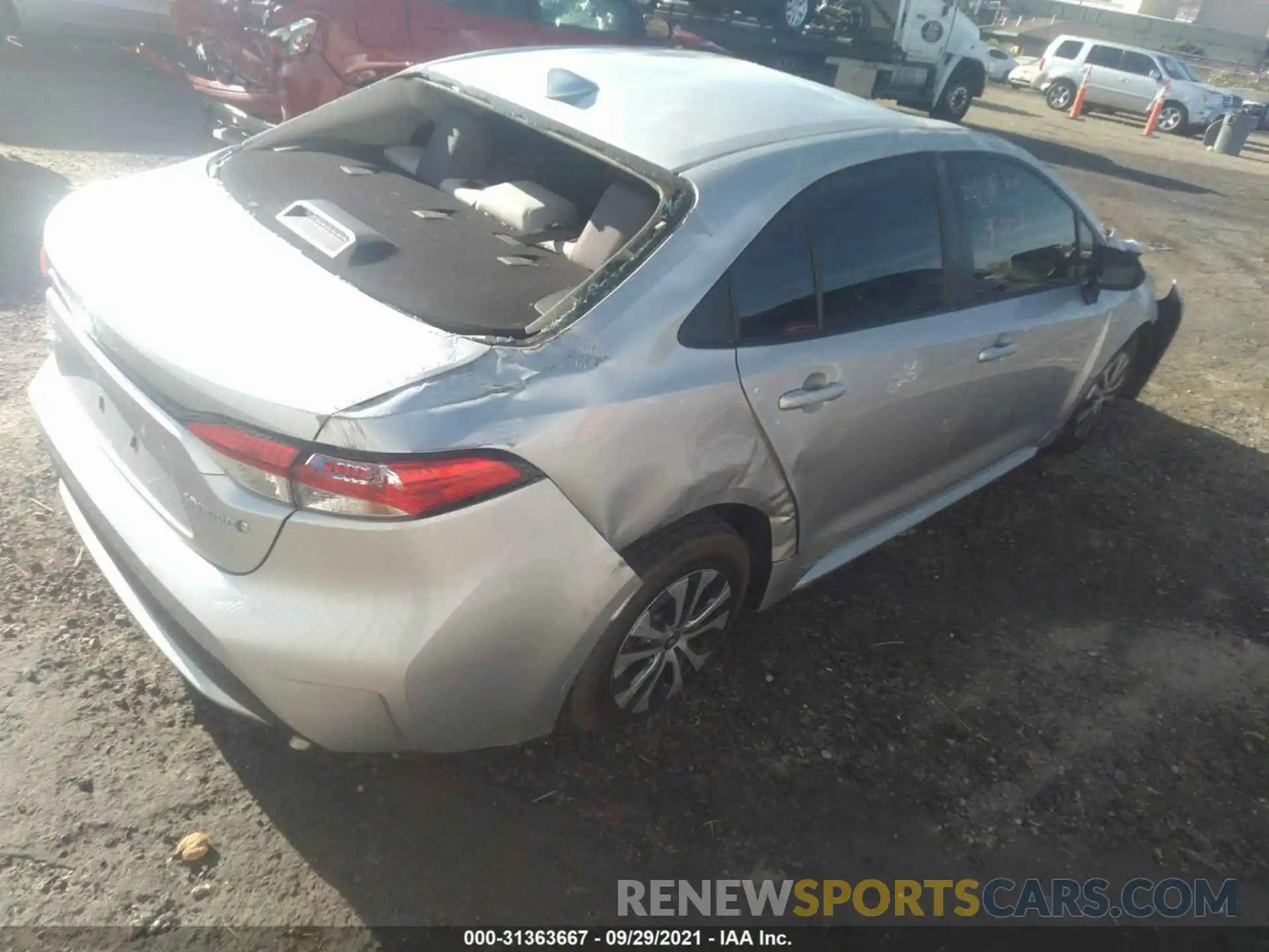 4 Photograph of a damaged car JTDEAMDE6MJ030801 TOYOTA COROLLA 2021