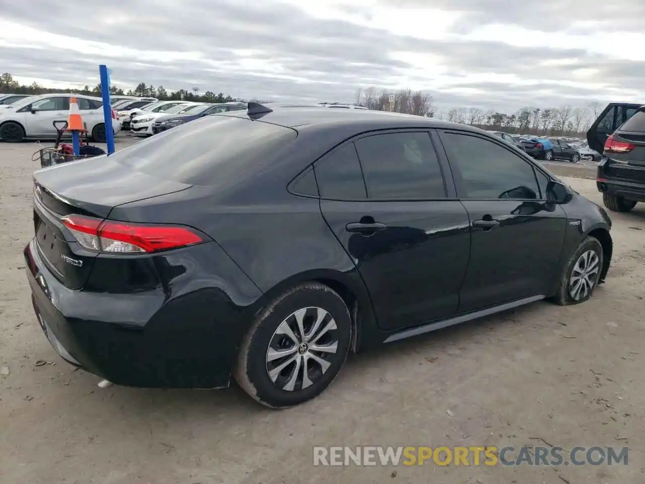 3 Photograph of a damaged car JTDEAMDE6MJ032323 TOYOTA COROLLA 2021