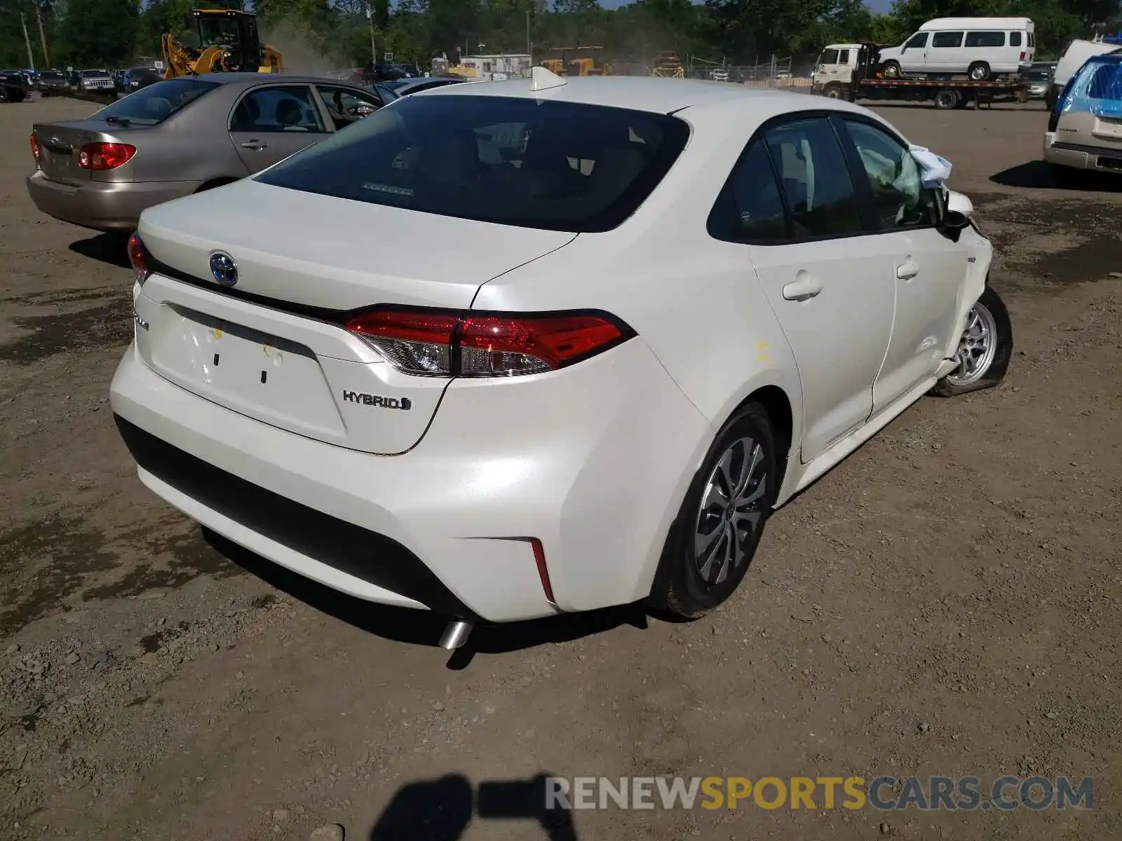 4 Photograph of a damaged car JTDEAMDE6MJ034217 TOYOTA COROLLA 2021