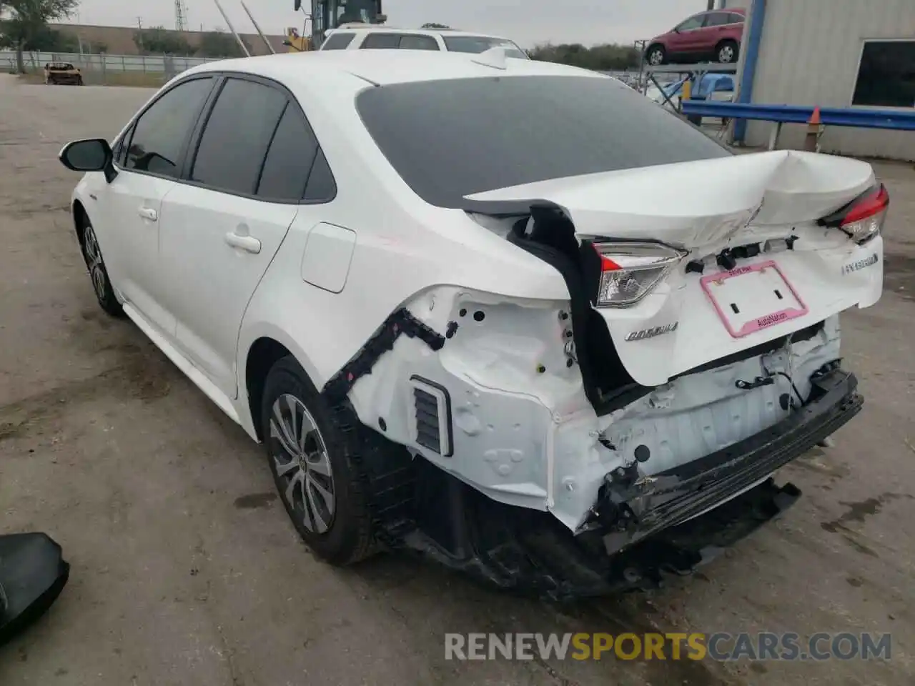 3 Photograph of a damaged car JTDEAMDE6MJ035139 TOYOTA COROLLA 2021