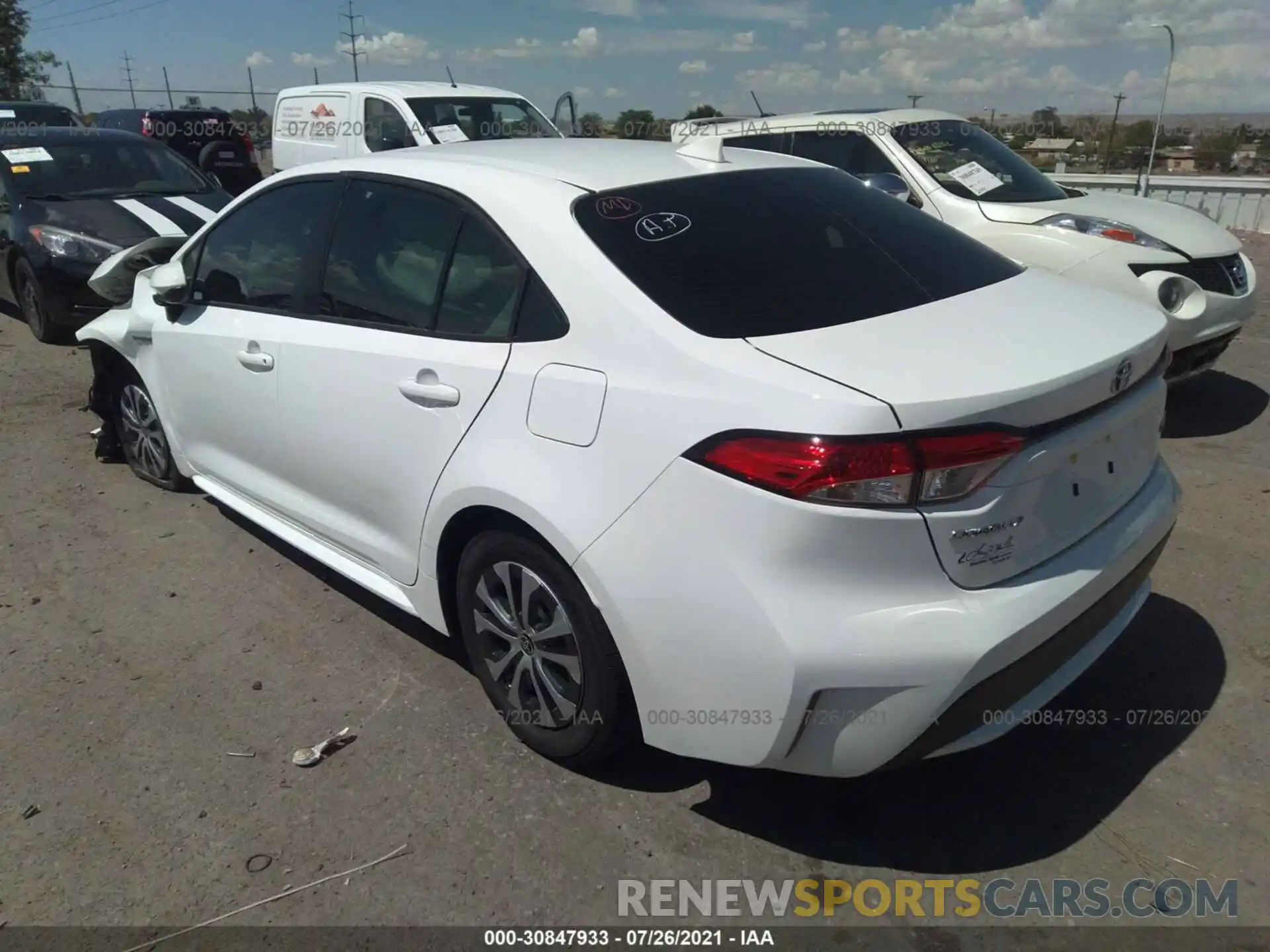 3 Photograph of a damaged car JTDEAMDE7MJ000691 TOYOTA COROLLA 2021