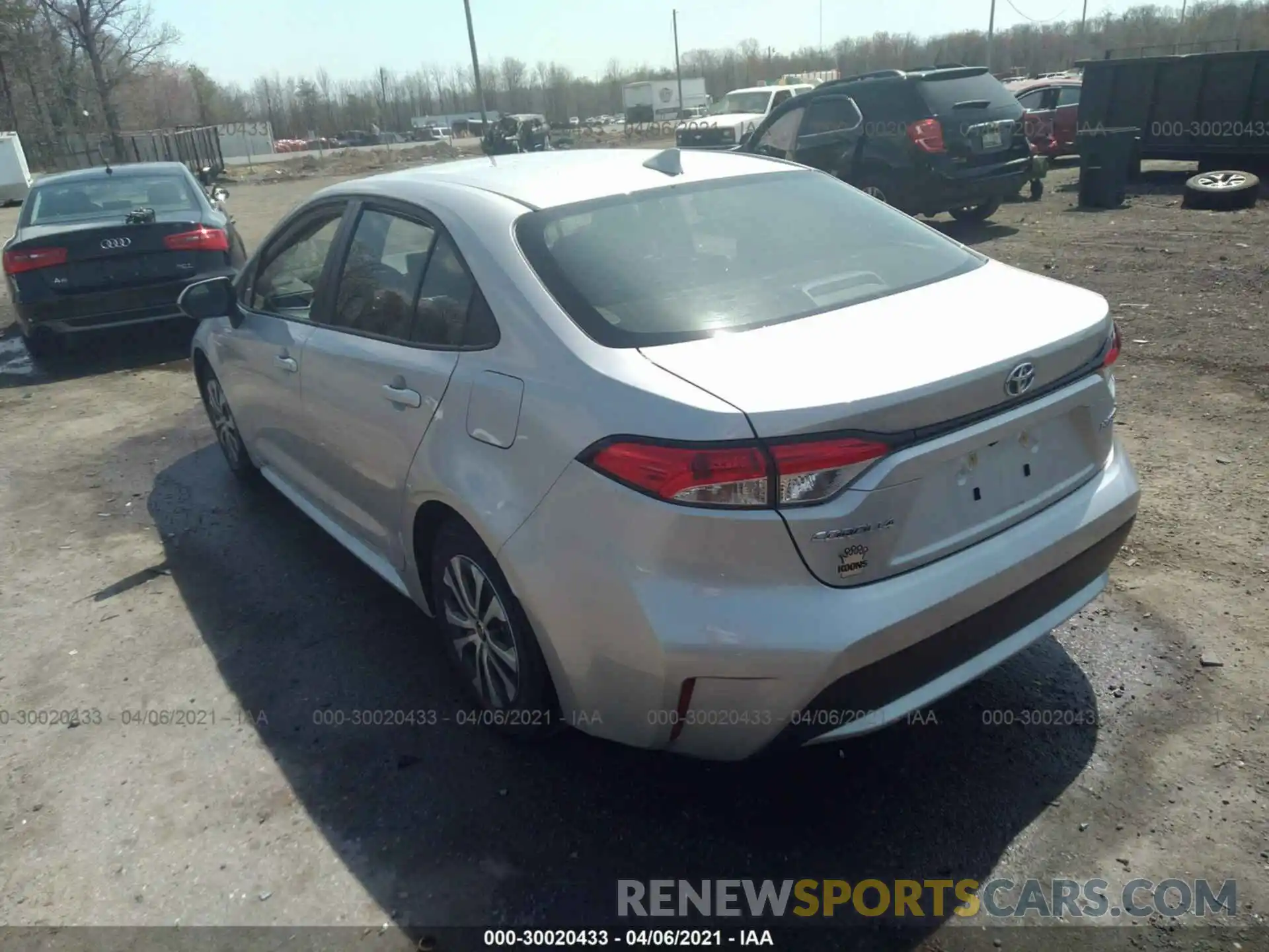 3 Photograph of a damaged car JTDEAMDE7MJ002909 TOYOTA COROLLA 2021