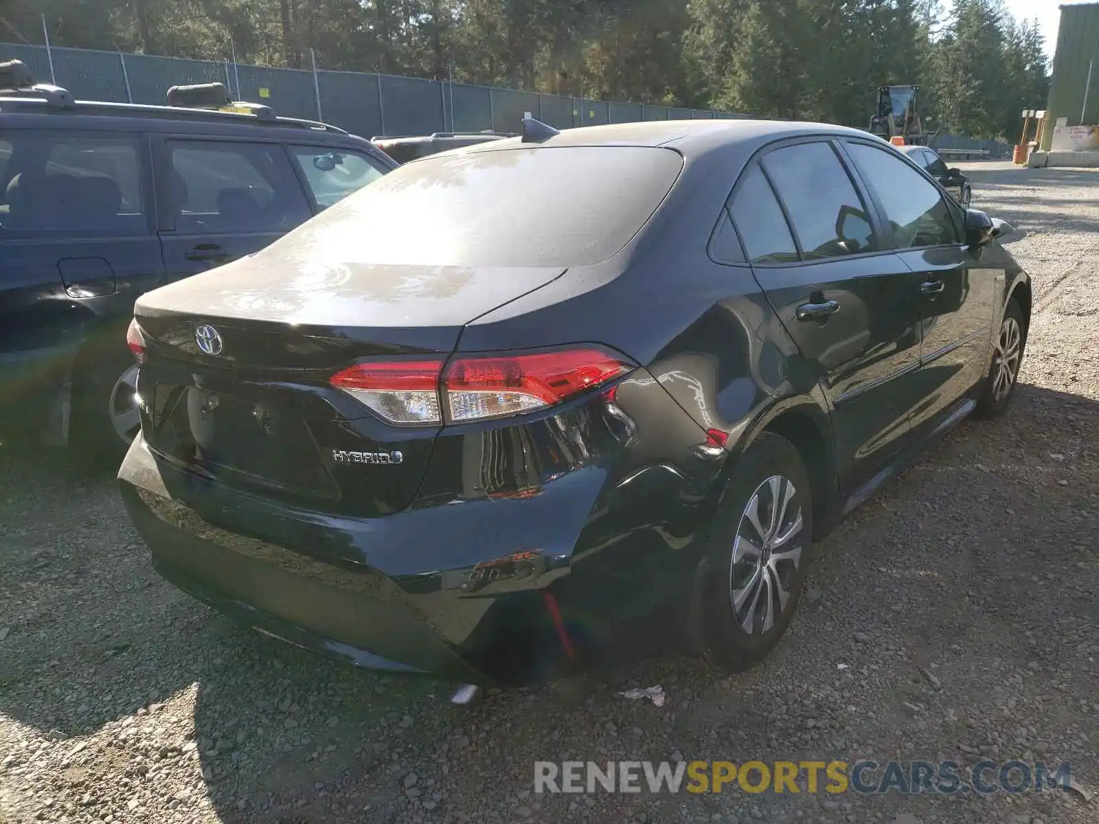 4 Photograph of a damaged car JTDEAMDE7MJ005387 TOYOTA COROLLA 2021